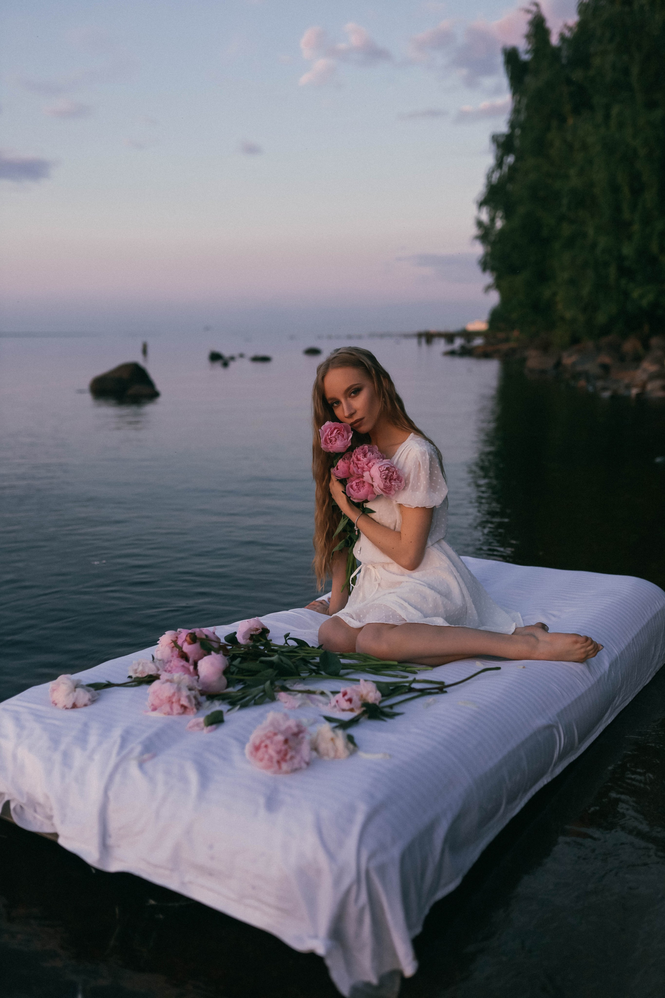 Александра. Главная