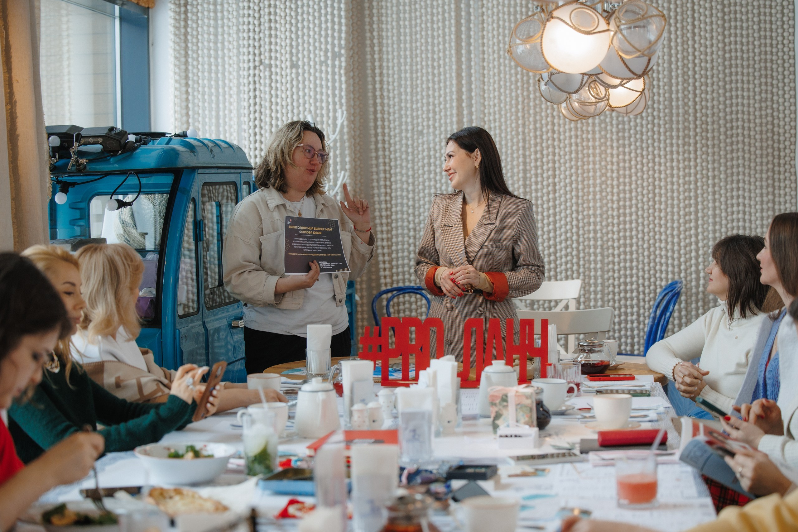 Портретный фотограф для контент съёмки в Новой Москве. Фотограф Москва. Портретный фотограф Александра Харитонова Москва Новая Москва Троицк