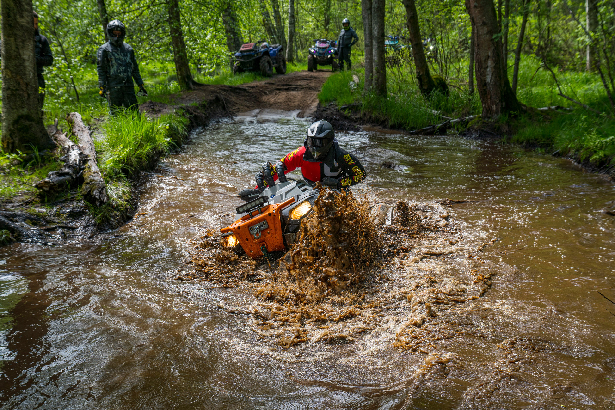 RazVolution. Графический дизайнер Илья Левченко