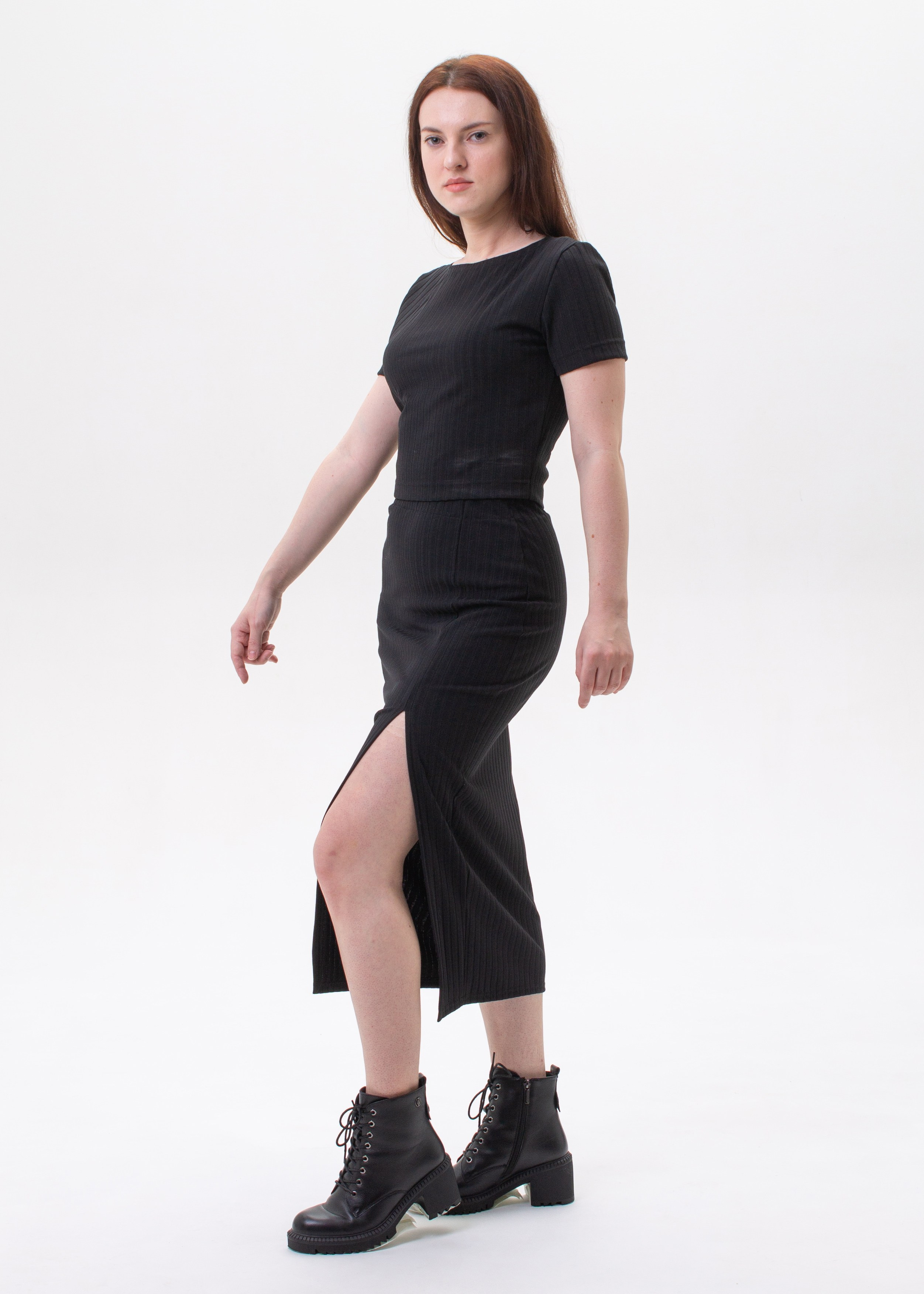 Предметная фотография одежды для Ozon и Wildberries. Фотограф в Анапе Олег Зекерьяев