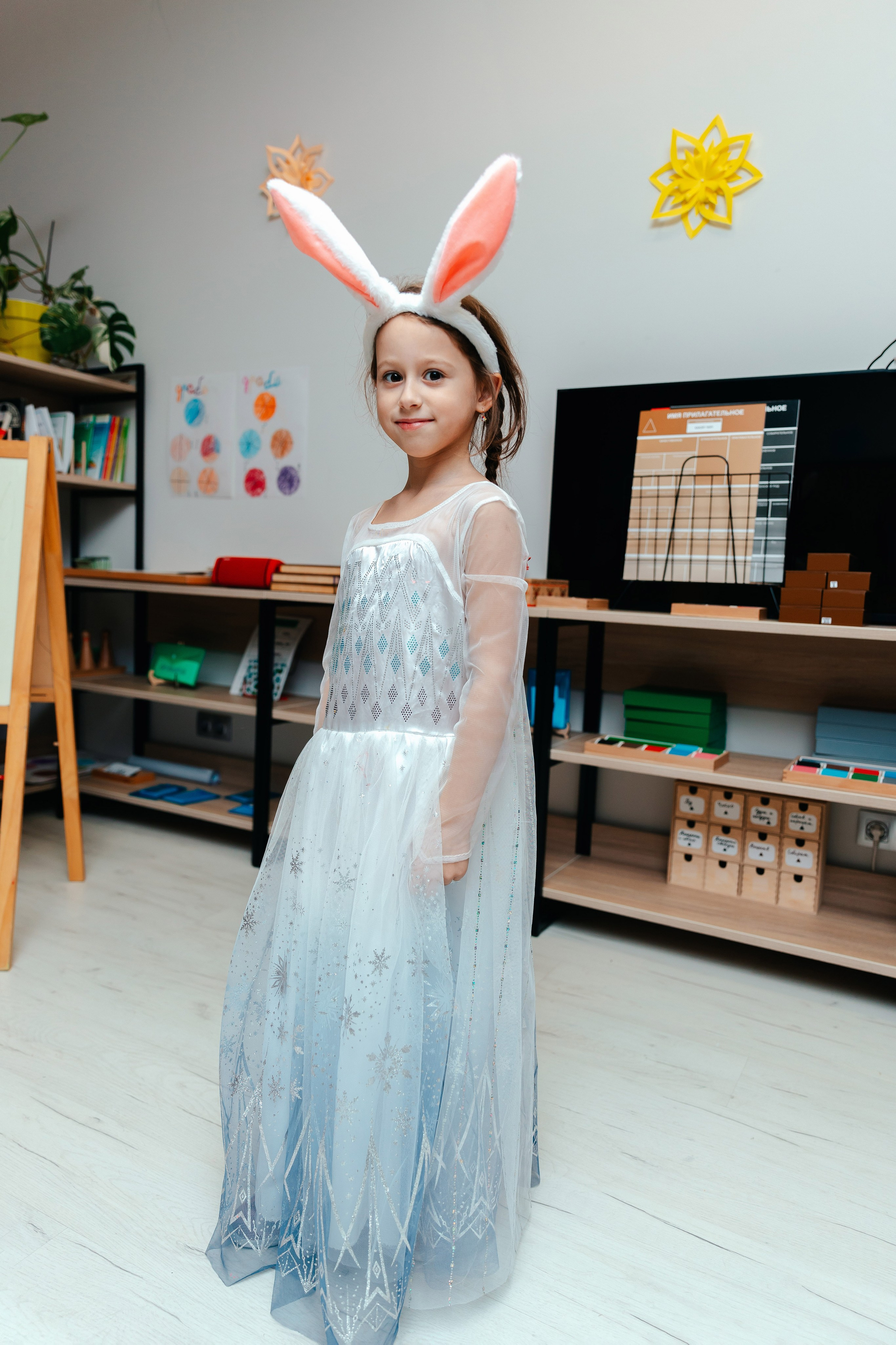 Новогодний утренник в Монтессори-школе. Семейный lifestyle фотограф в Санкт-Петербурге Людмила Пахомова