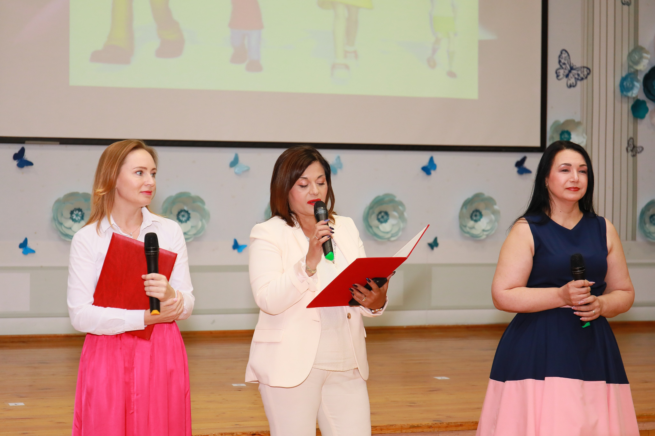 Вручение аттестатов (СОШ 101). Детский семейный фотограф Краснодар