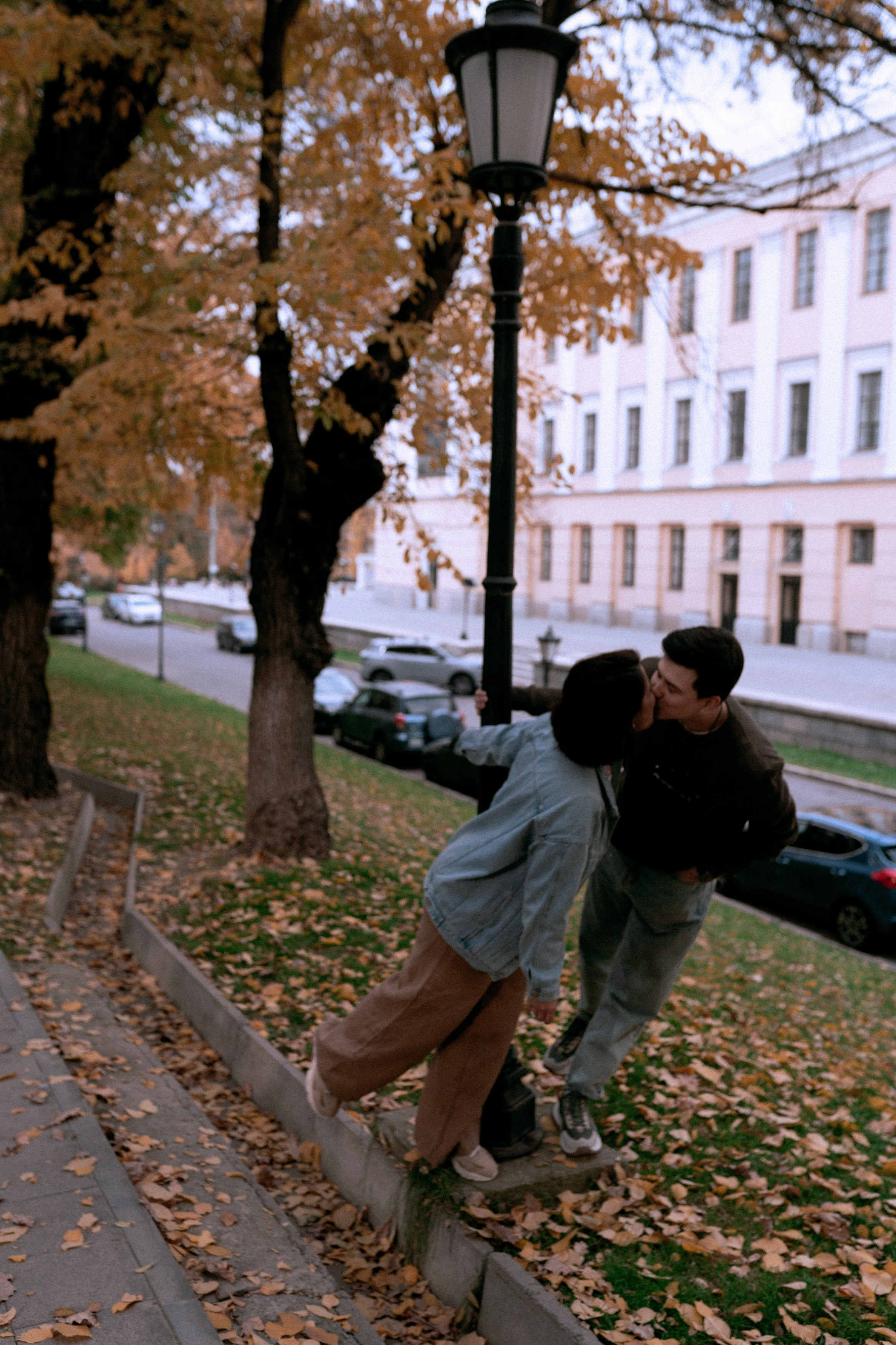 City date in Autumn. Фотограф в Алматы Анастасия Новоселова