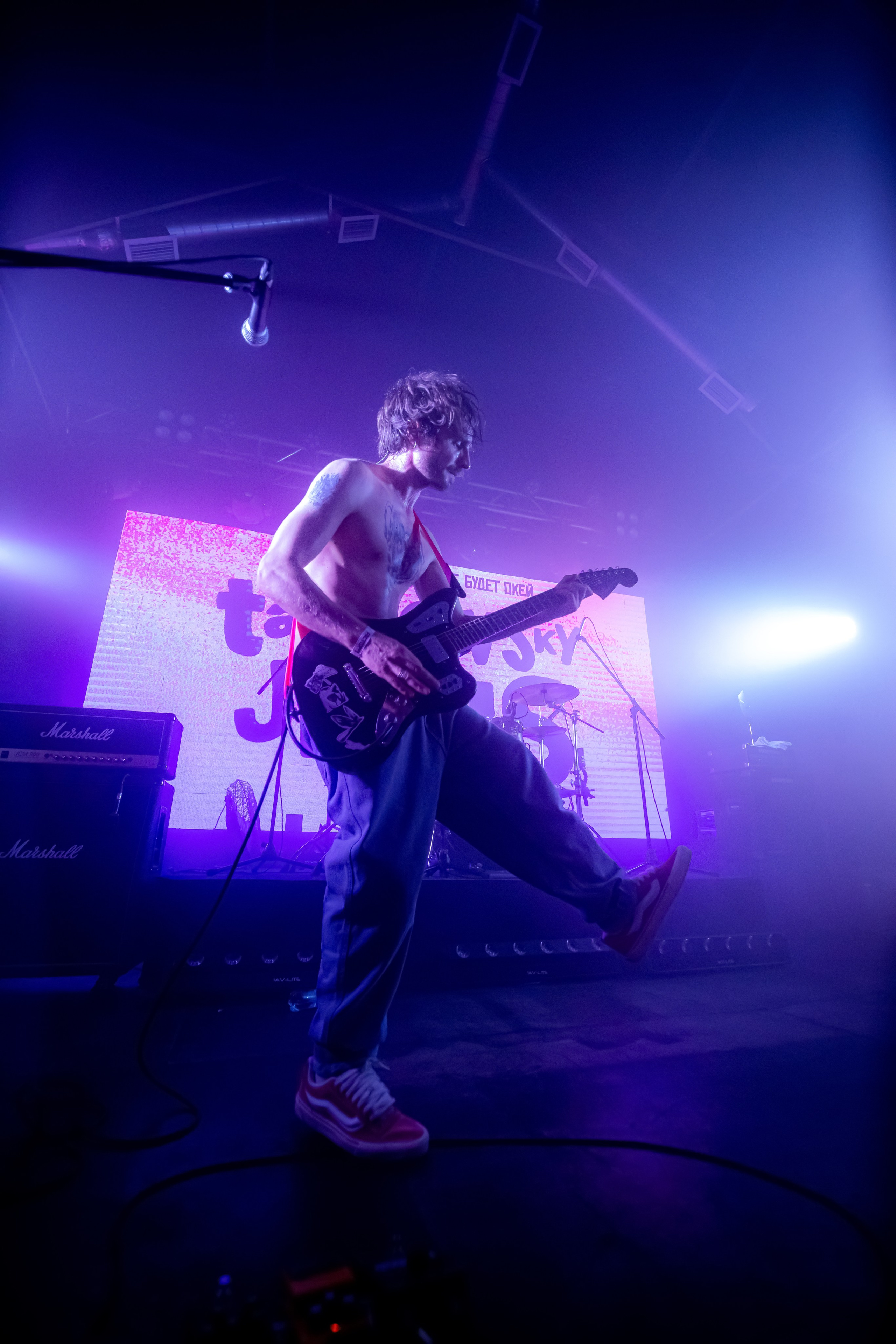 Джинсы тарковского. Фотограф Елена Богачева (lenalena_na_na_na)