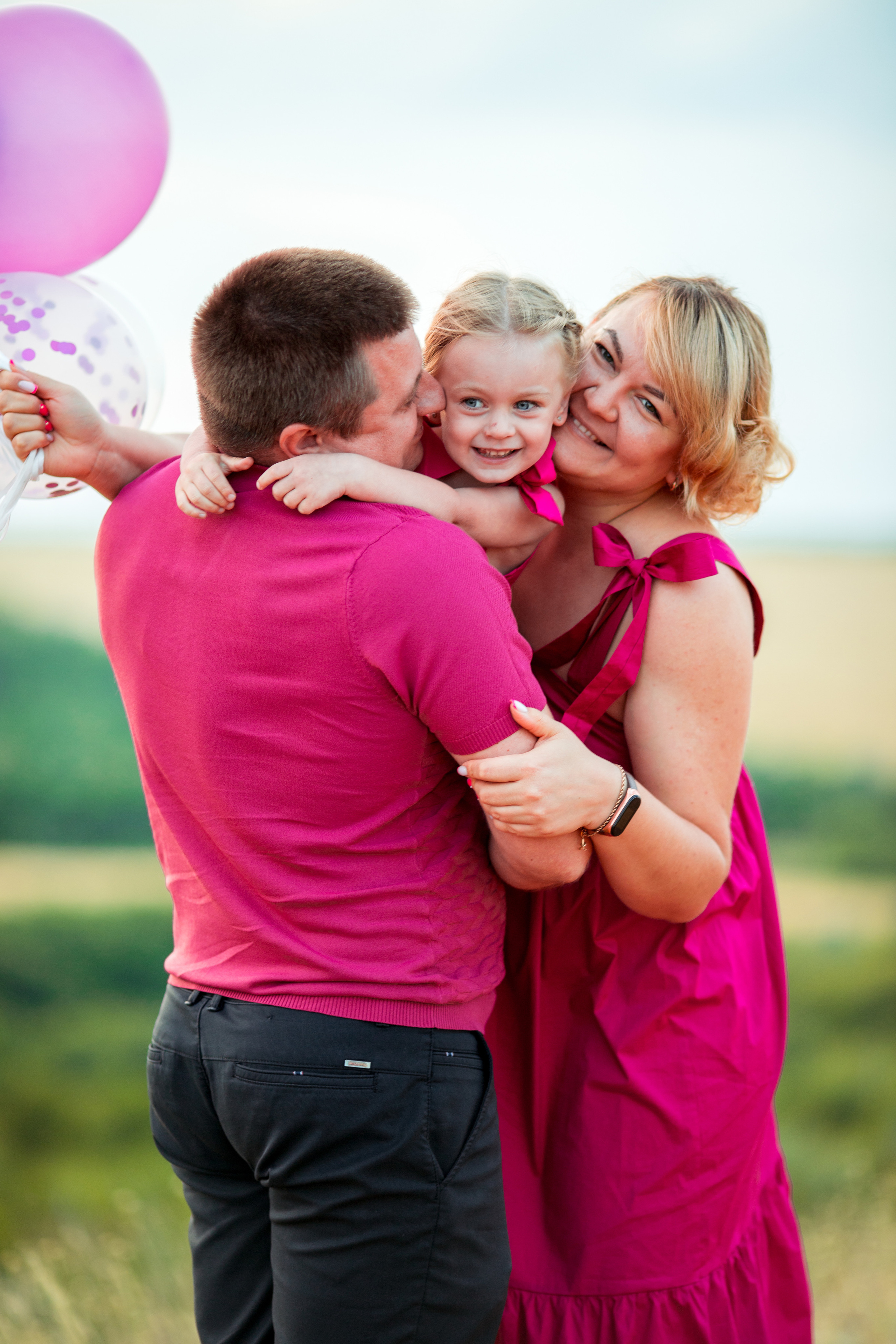 Сергей + Антонина + Алиса. Свадебный и семейный фотограф в Михайловке Полина Крипс