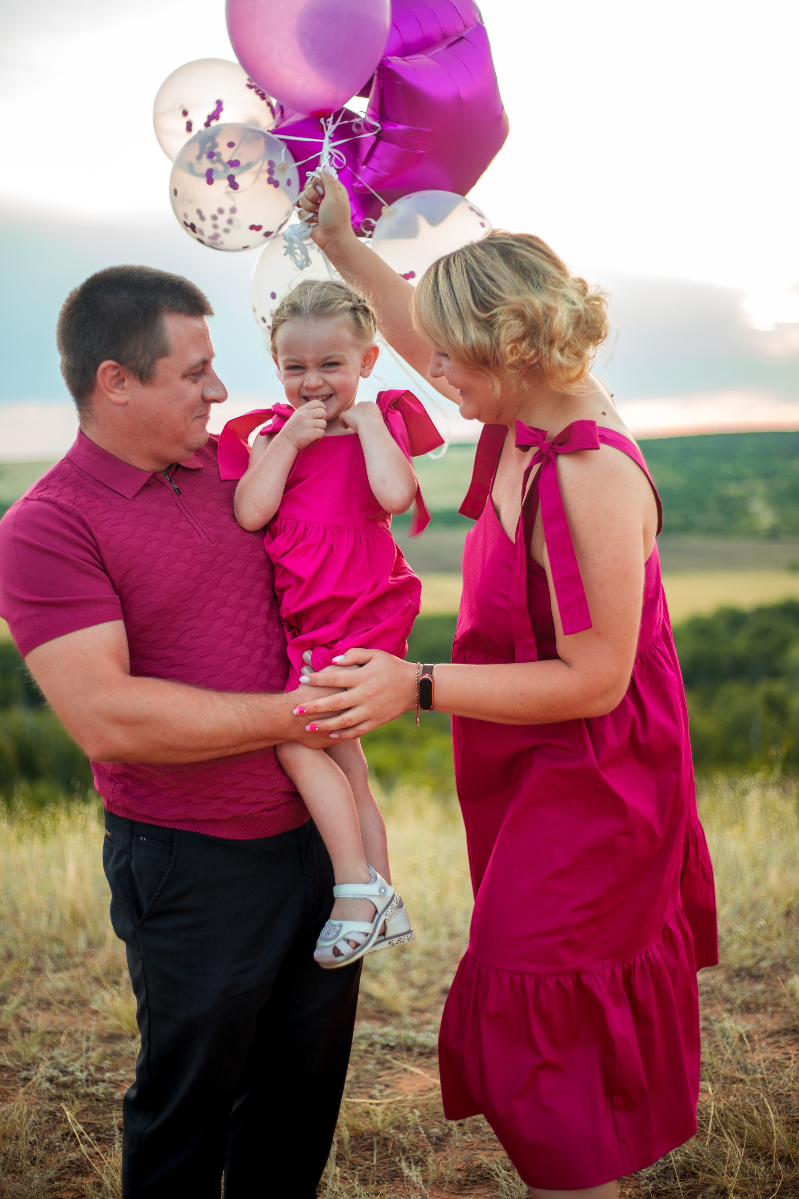 Сергей + Антонина + Алиса. Свадебный и семейный фотограф в Михайловке Полина Крипс