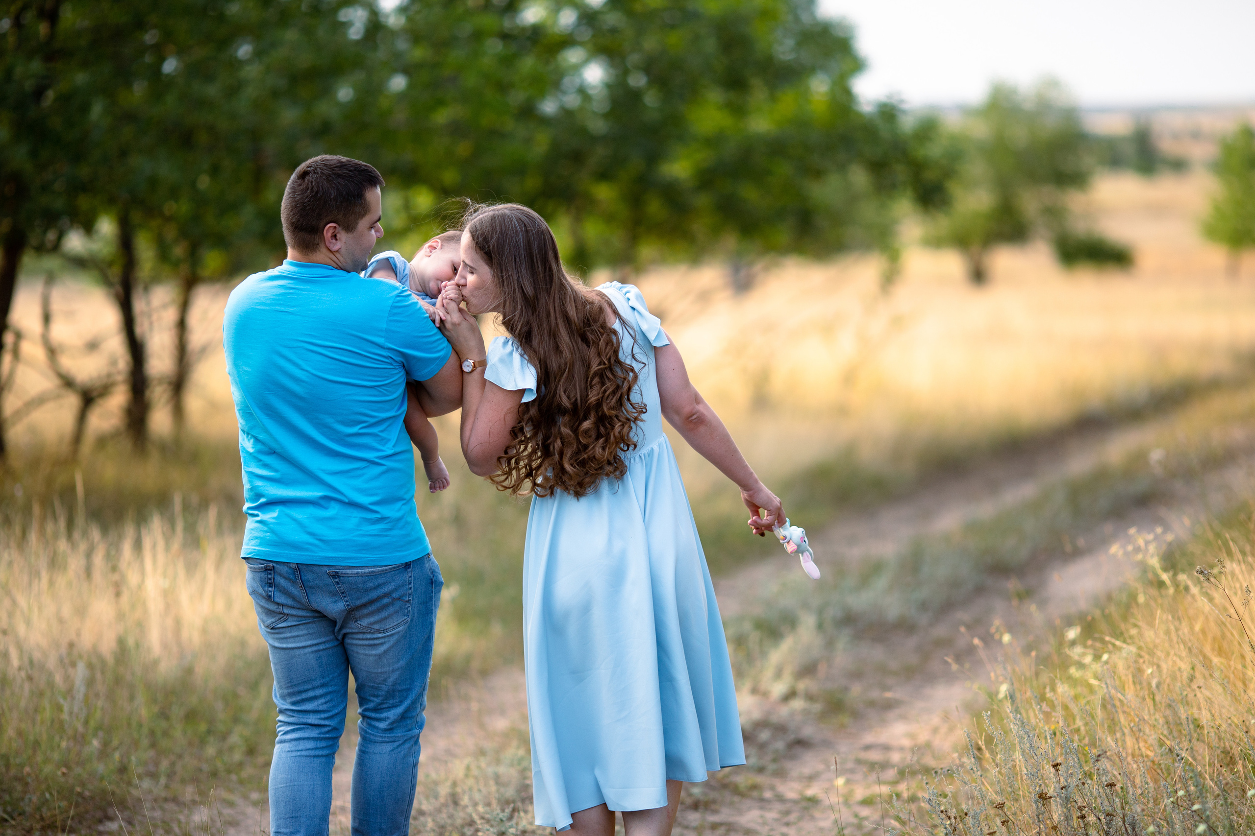 Андрей + Юля + Илья. Свадебный и семейный фотограф в Михайловке Полина Крипс