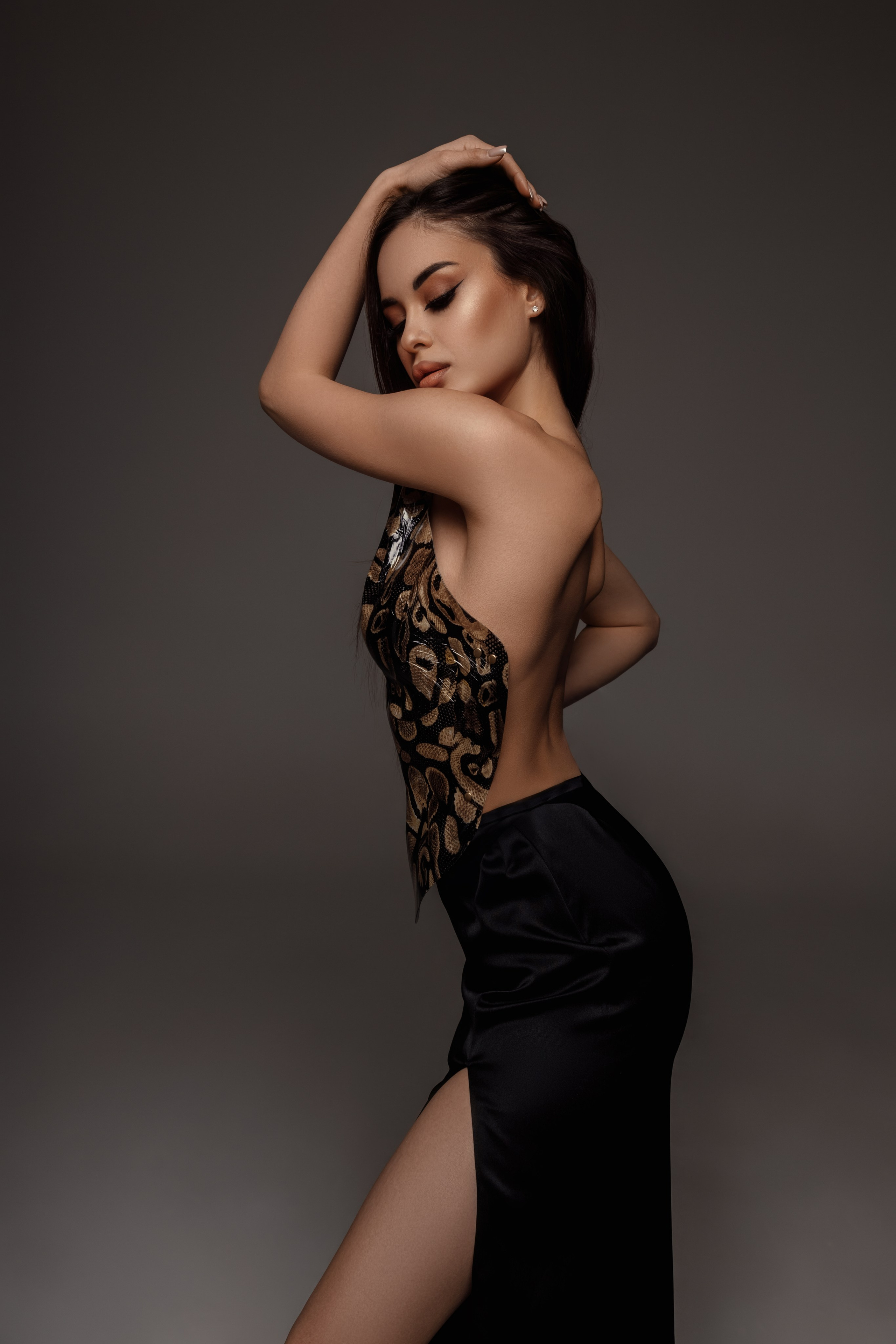 KRISTINA. Фотограф для маркетплейсов в Москве Озерова Кристина