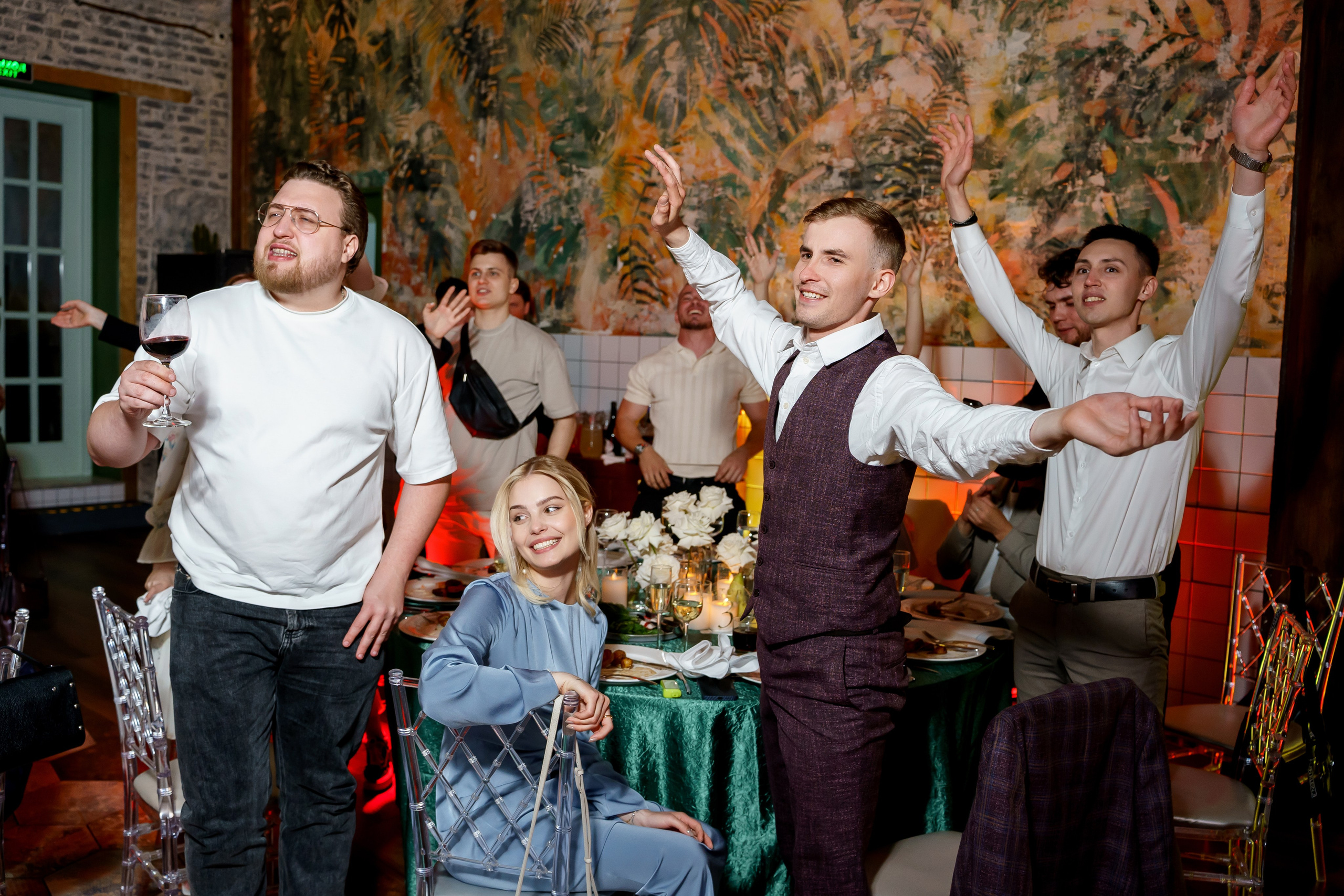 Александра и Иван. Свадебный банкет Loft Hall. Фотограф и видеограф в Москве и Московской области Мария Вишня