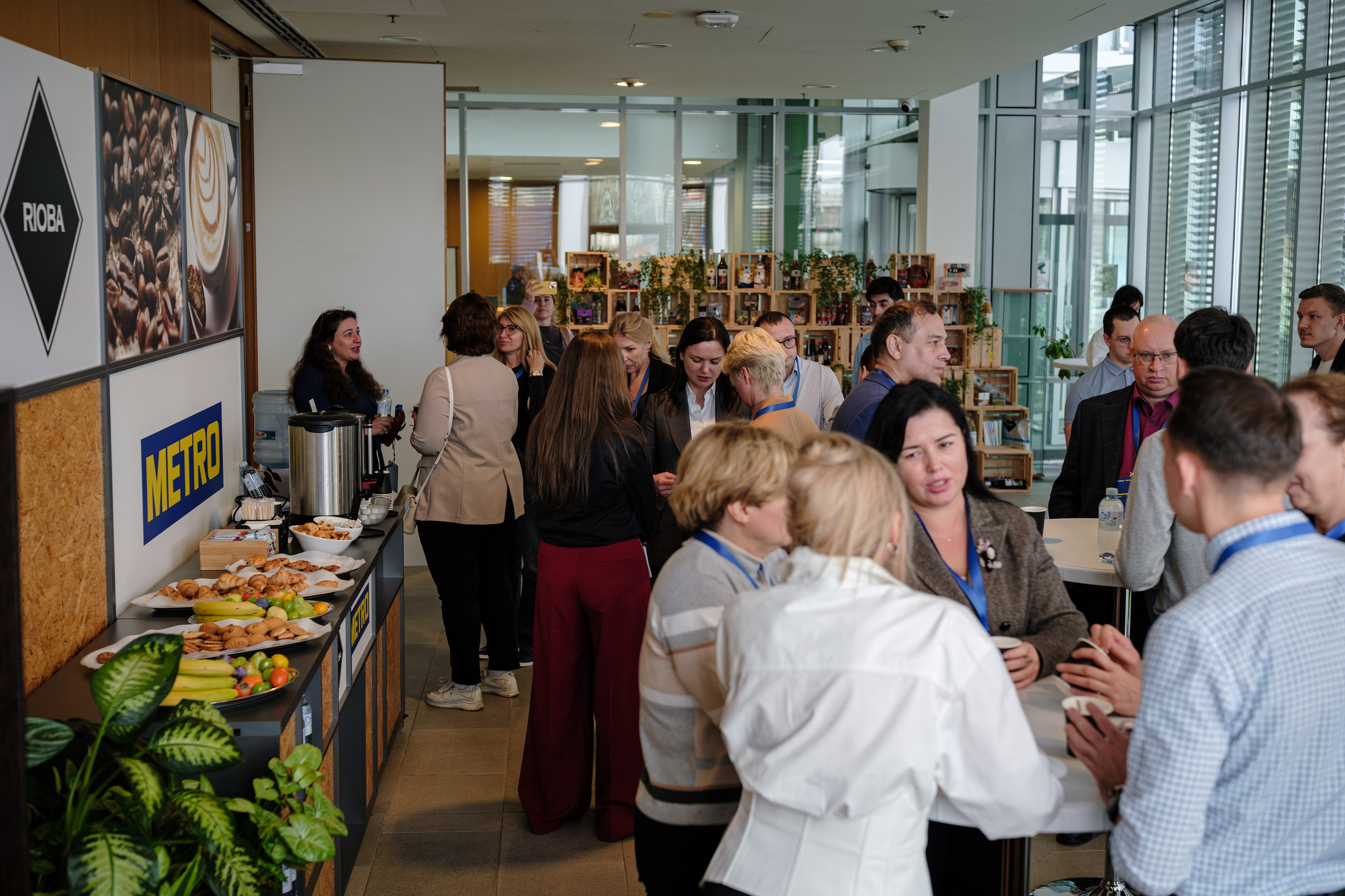 METRO. Репортажный и портретный фотограф в Москве Илья Спиридонов