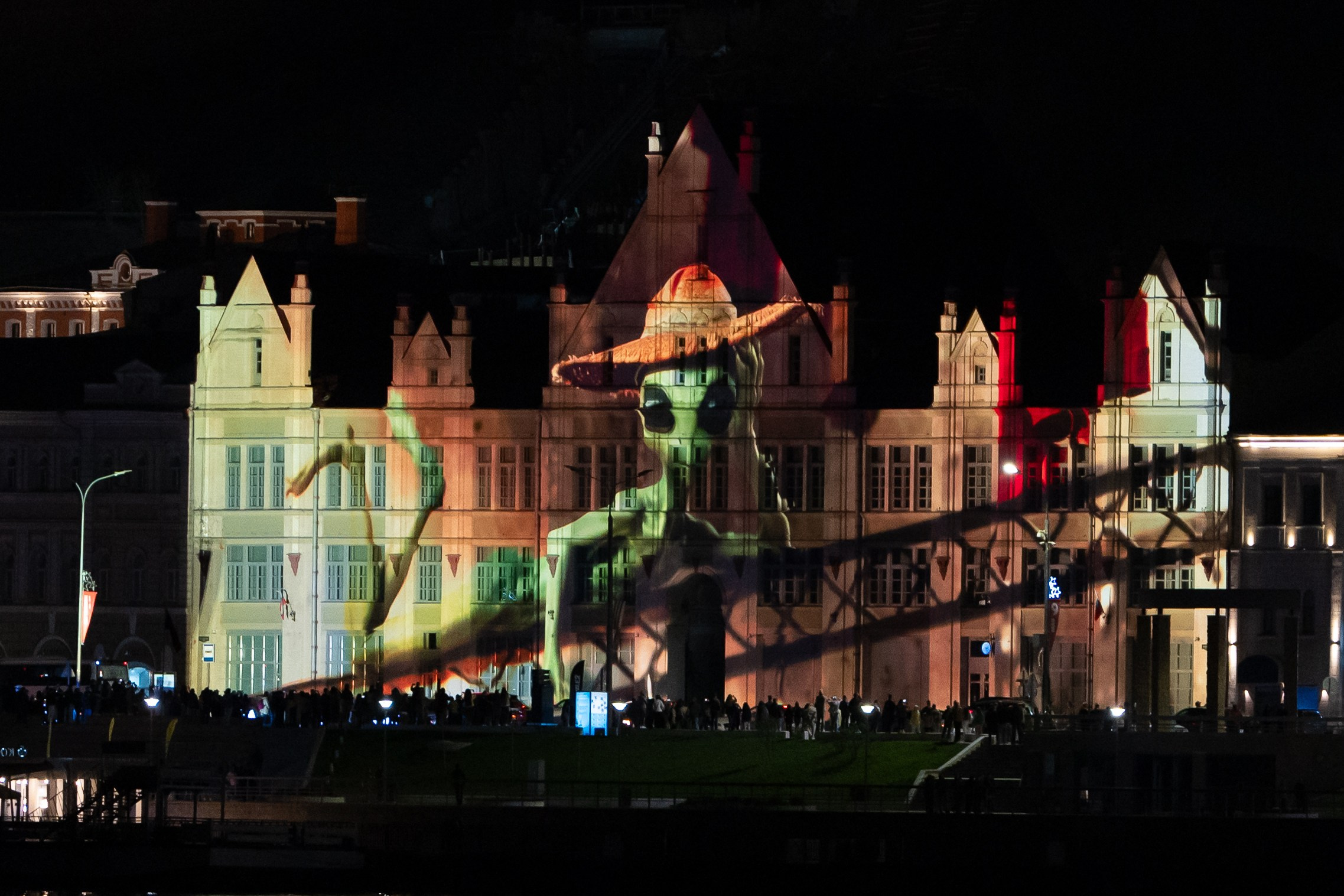 INTERVALS 2025. Sunnyman