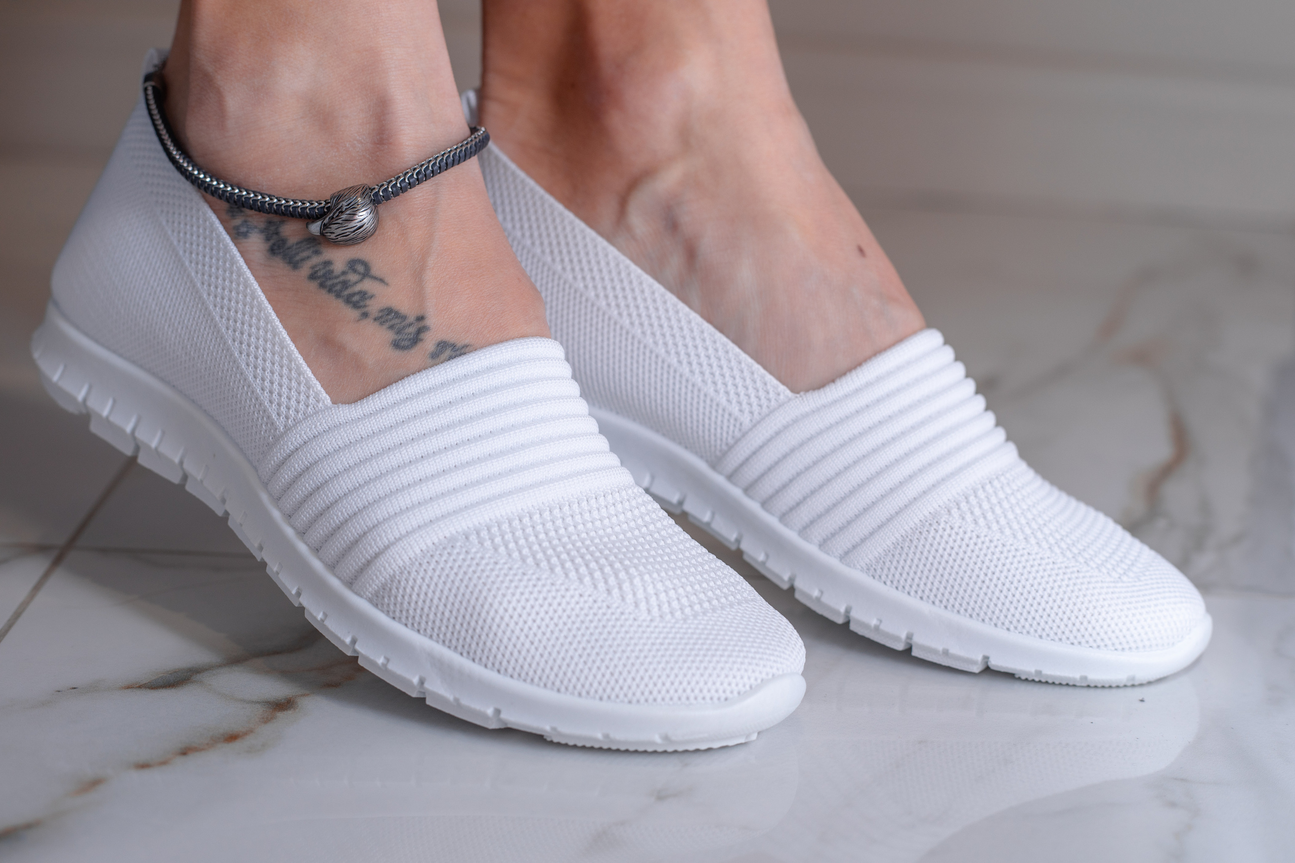 Обувь для маркетплейсов (без ретуши). Семейный и детский фотограф в Москве Дорогова Екатерина