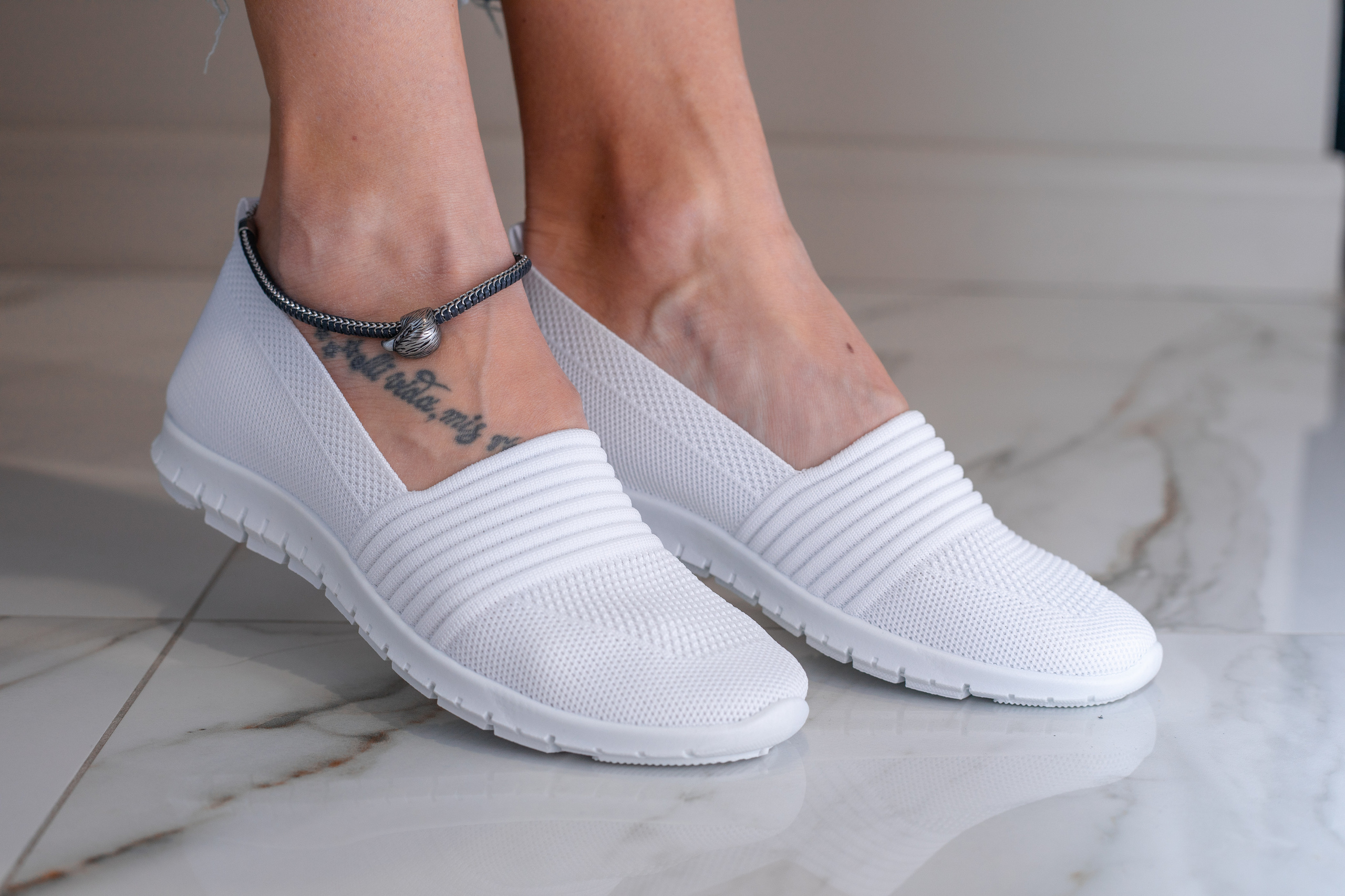 Обувь для маркетплейсов (без ретуши). Семейный и детский фотограф в Москве Дорогова Екатерина