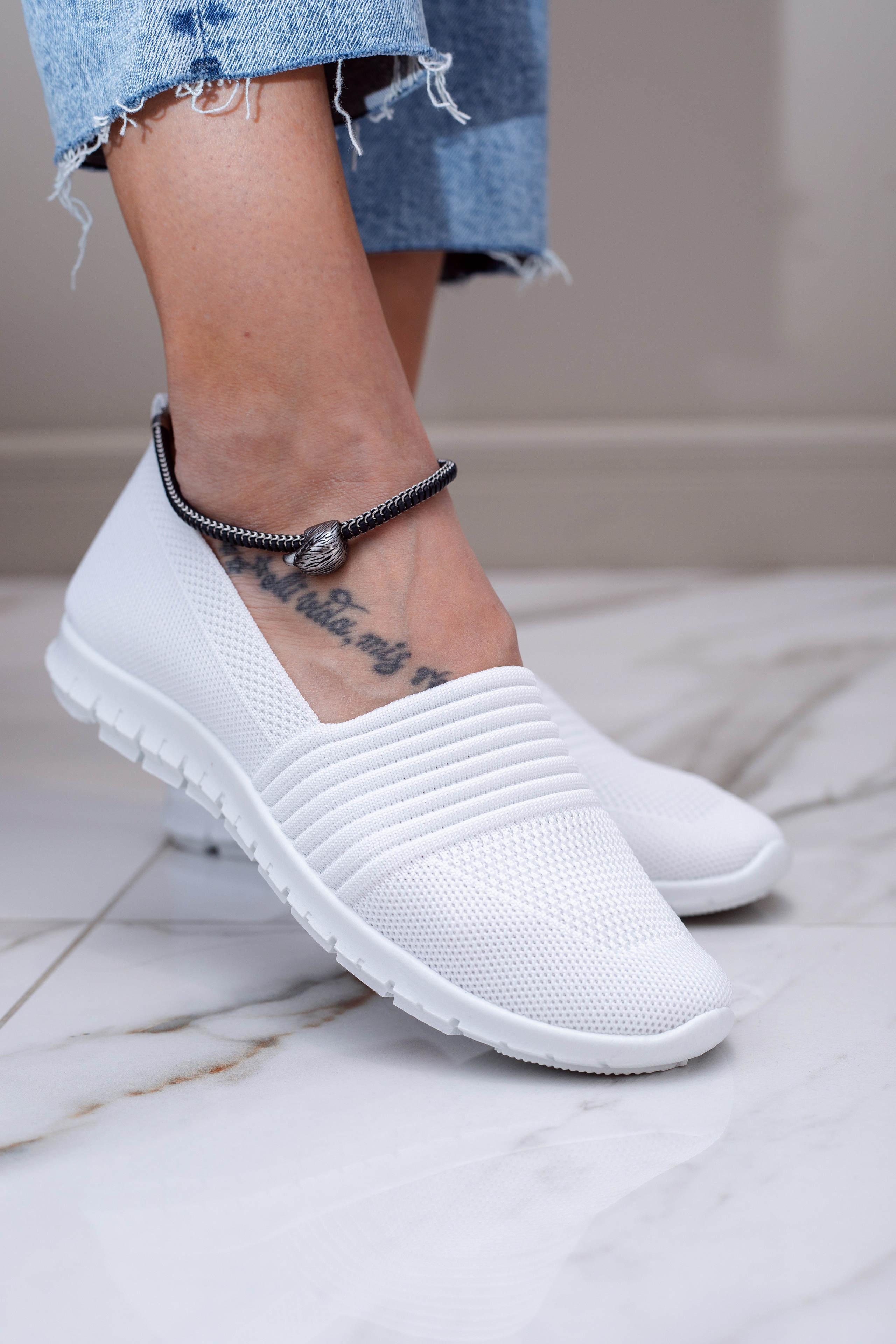 Обувь для маркетплейсов (без ретуши). Семейный и детский фотограф в Москве Дорогова Екатерина