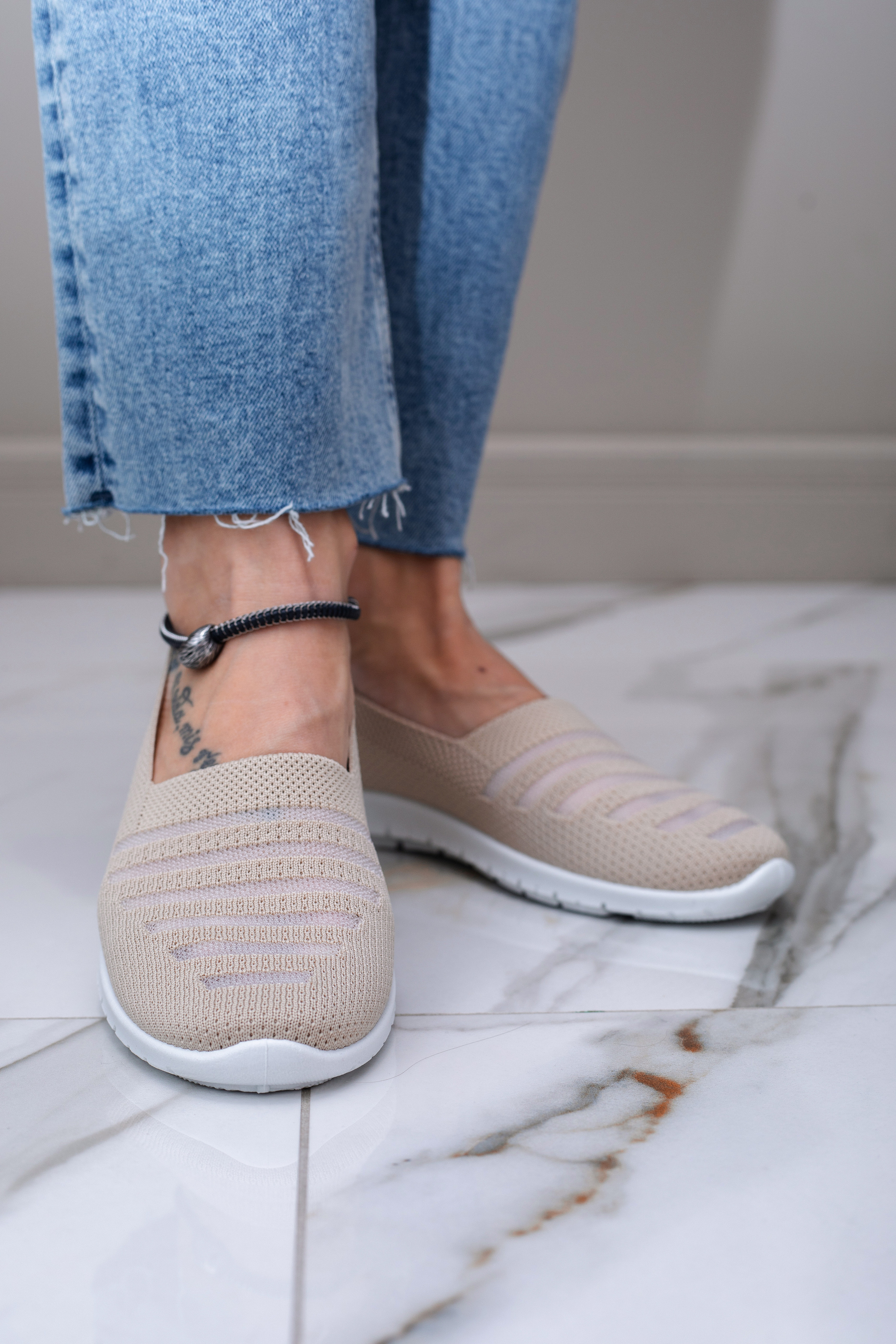 Обувь для маркетплейсов (без ретуши). Семейный и детский фотограф в Москве Дорогова Екатерина