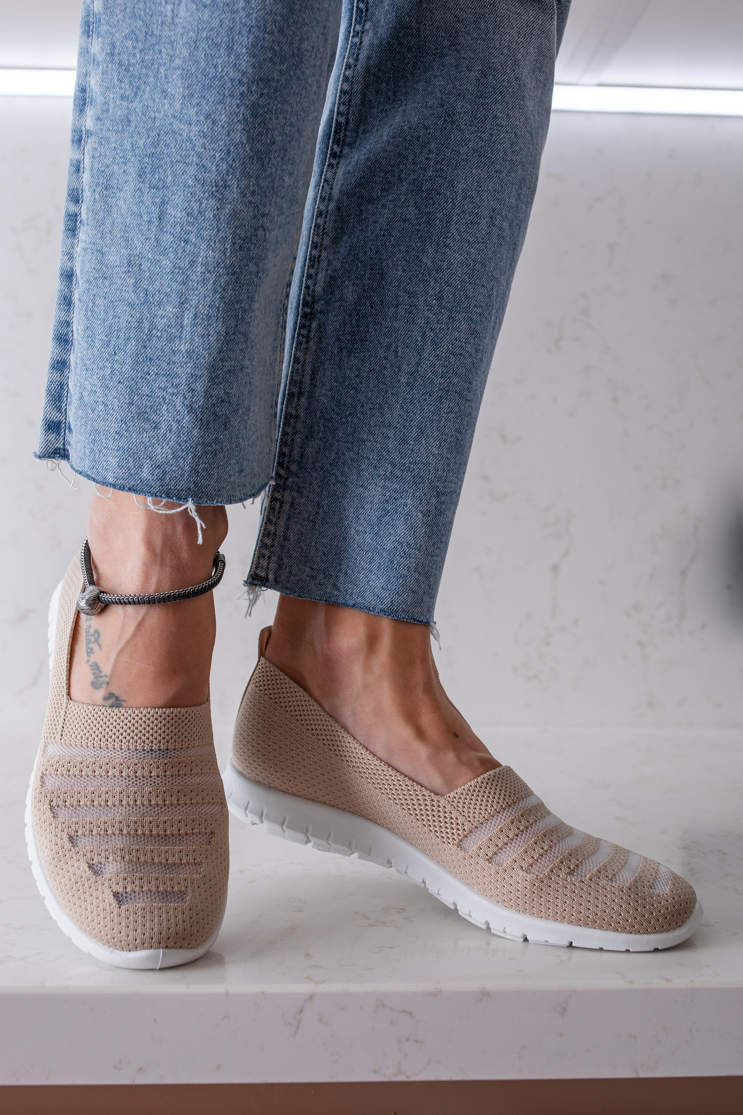 Обувь для маркетплейсов (без ретуши). Семейный и детский фотограф в Москве Дорогова Екатерина