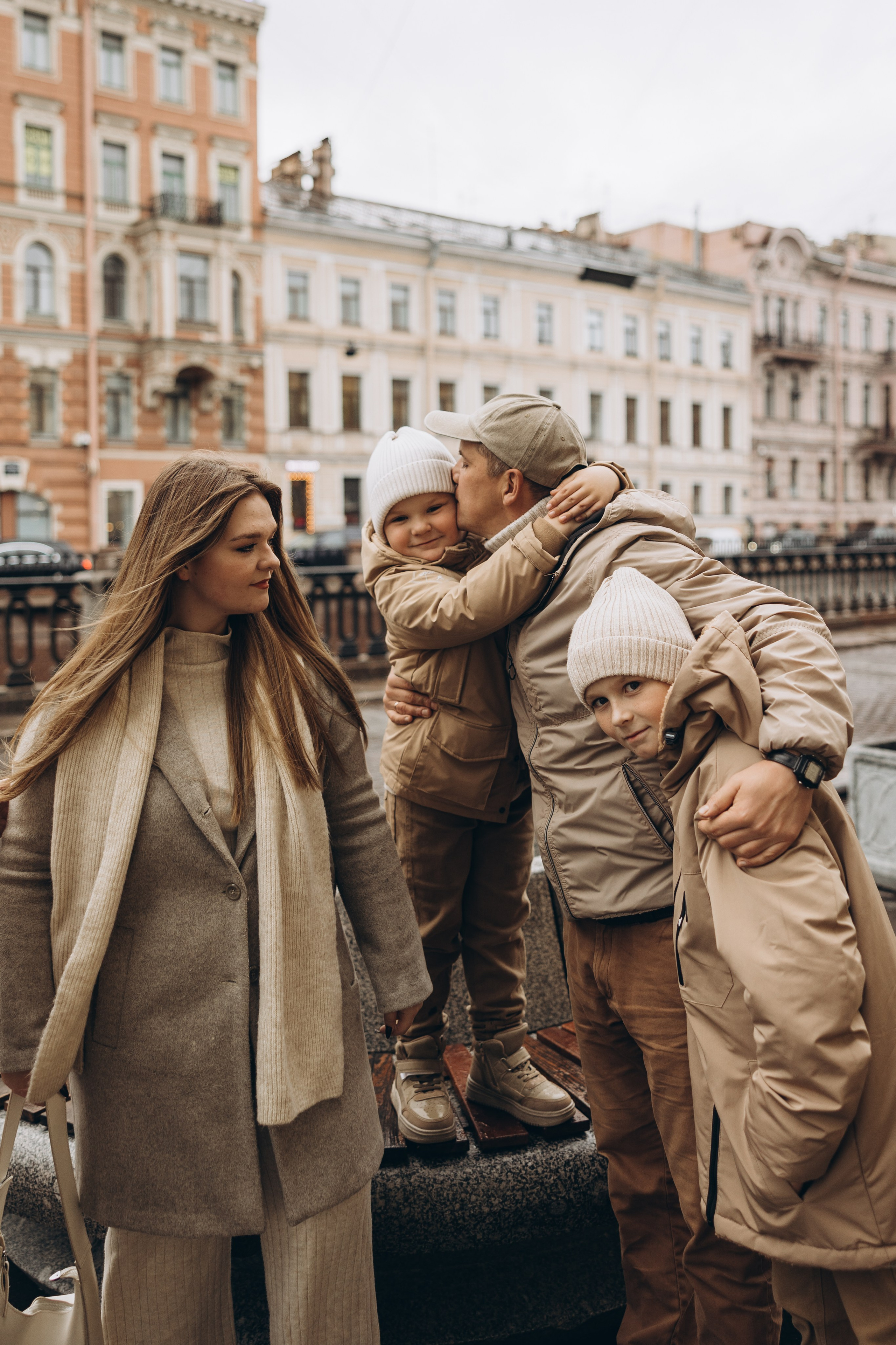 Прогулка в СПб. Семейный фотограф в Москве Виктория Ястребинская