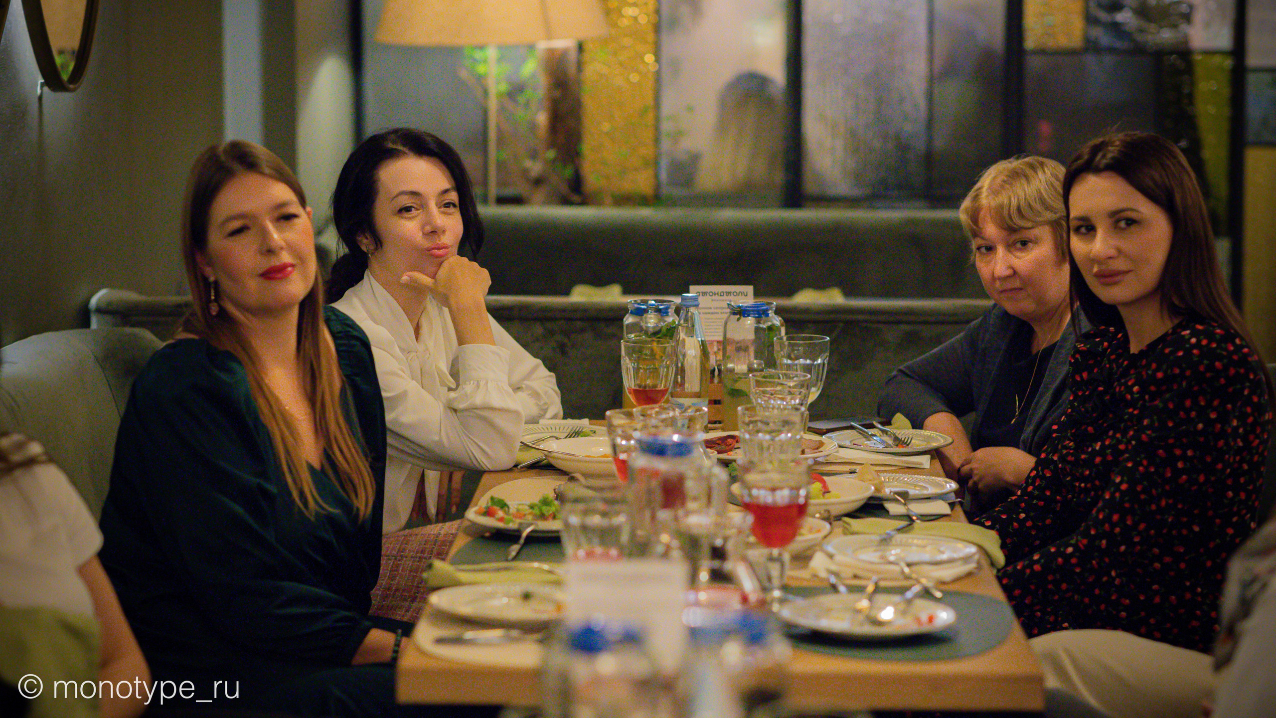 Содружество педагогов и психологов раннего развития. Москва. Награждение дипломами и праздничный ужин