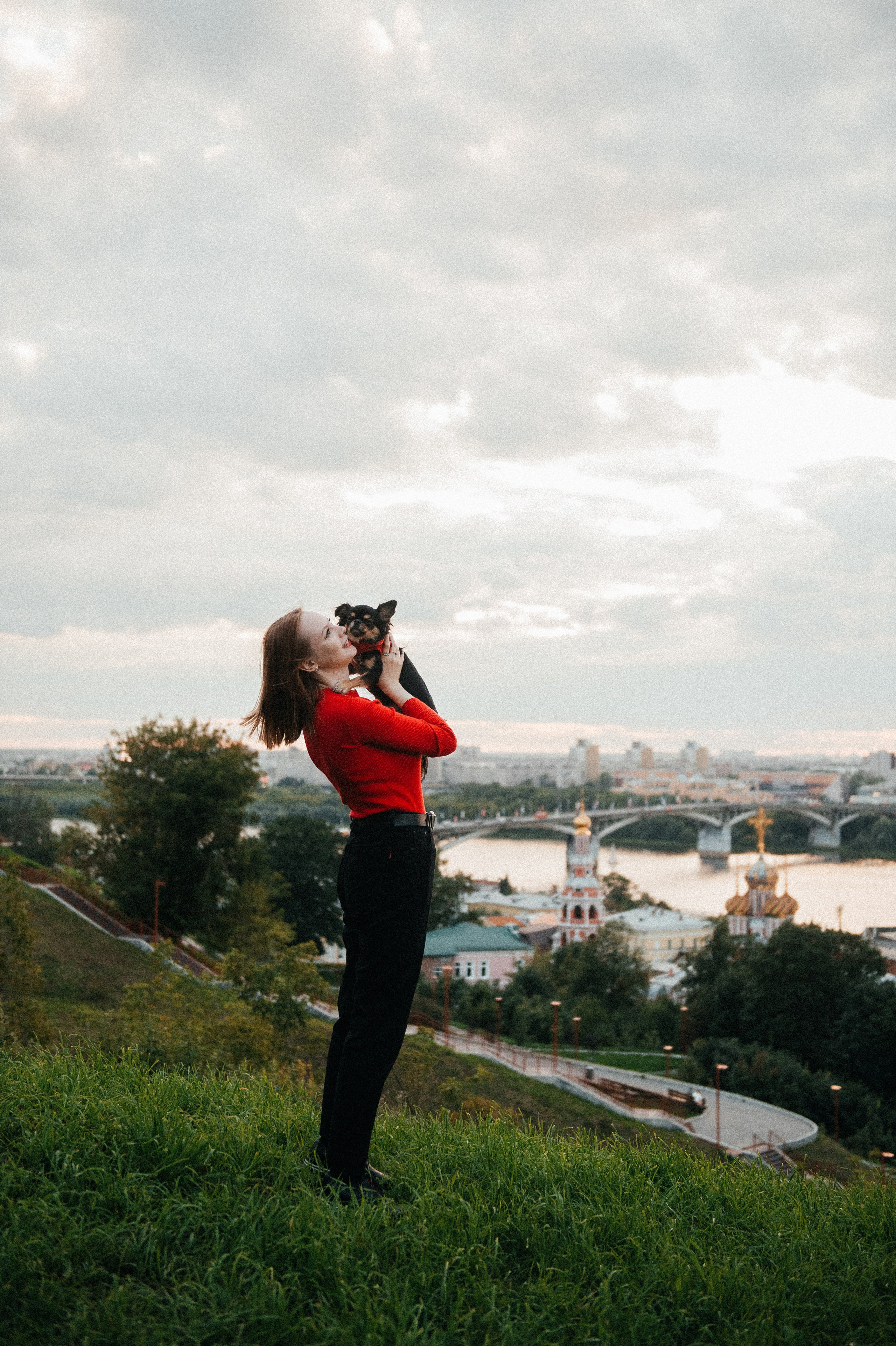 Лера, Илья и чихуахуа Наоми (Нижний Новгород, 2024). Анна Пушина, фотограф, Москва, Королев, Пушкино