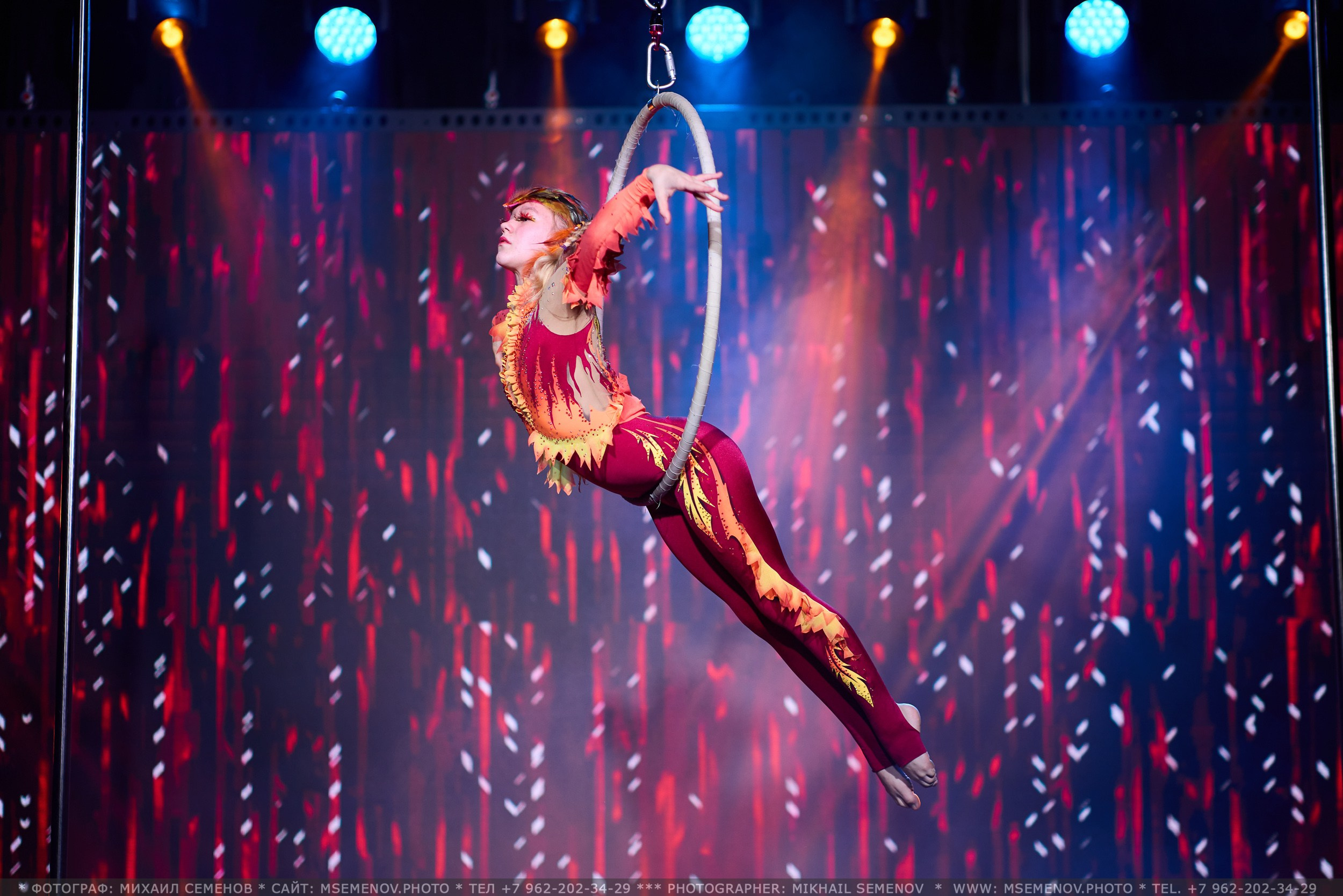 АНОНС фоторепортажа с Юбилейного концерта «ГРАЦИЯ». Фотограф, фотопроекты Михаила Семенова в Ярославле. Фотошкола