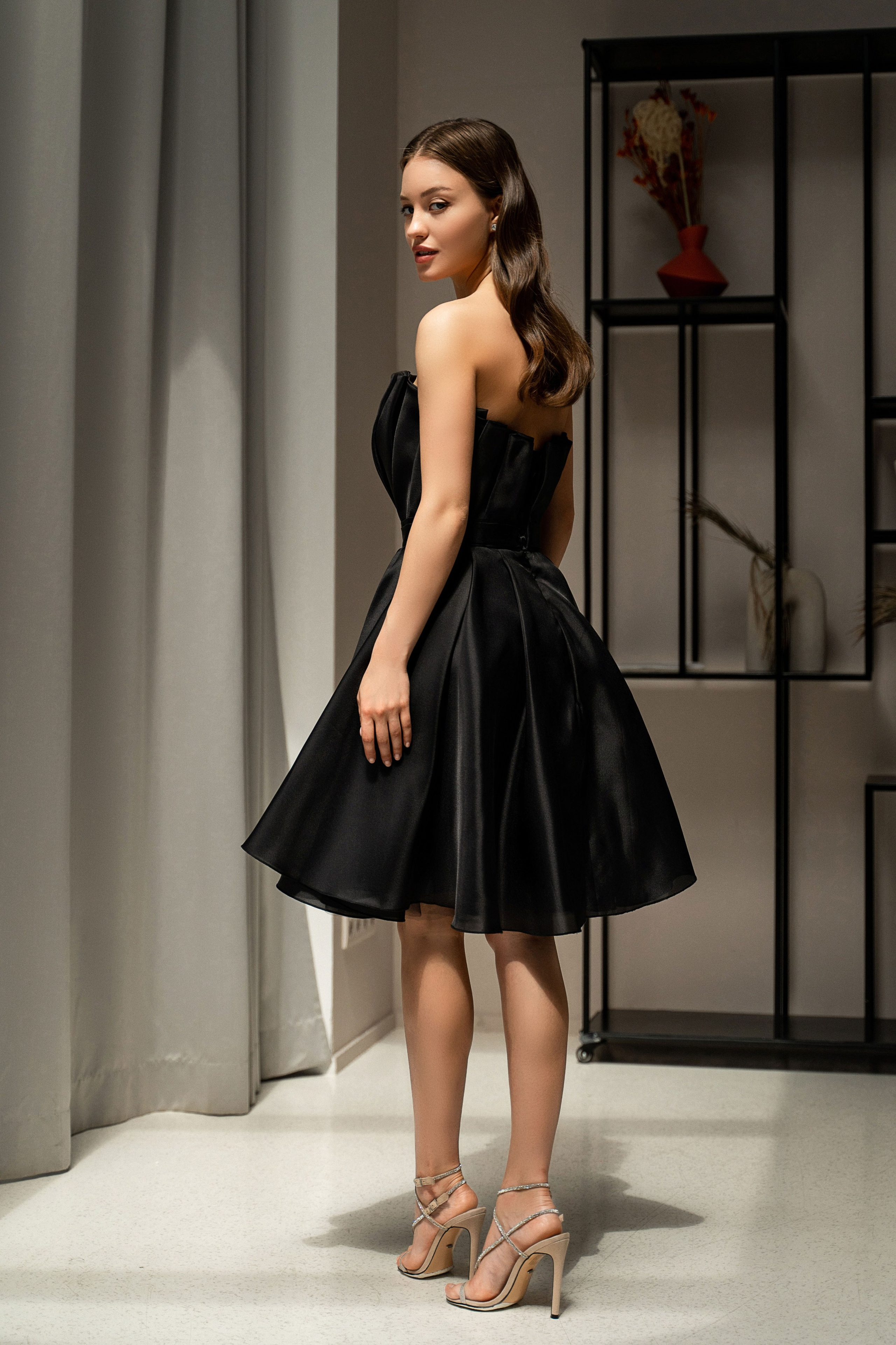 Съемка вечерних платьев NOLLA с Анастасией. Свадебный и портретный фотограф Клипа Максим