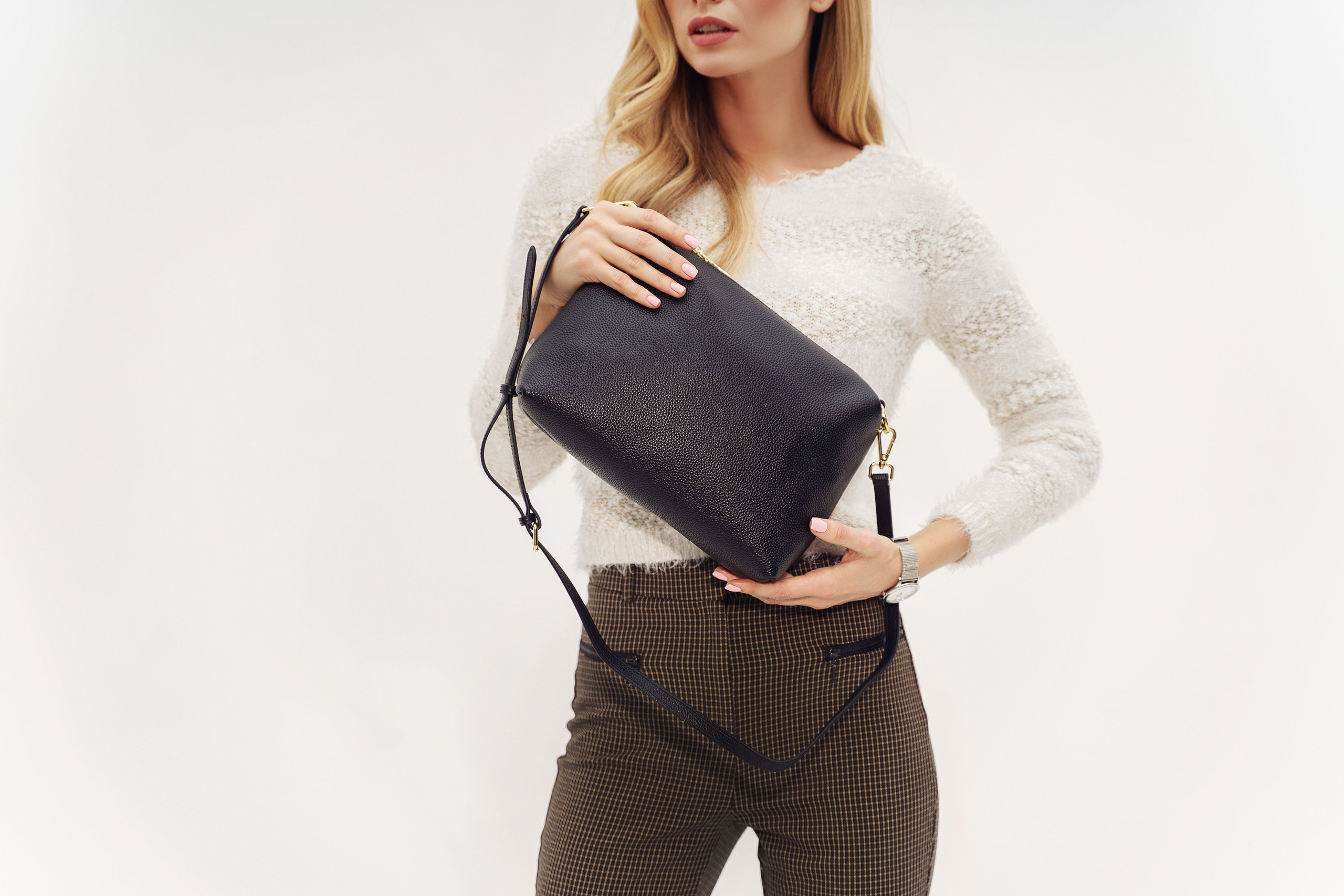 Предметная фотосъемка сумок. Свадебный и портретный фотограф Клипа Максим