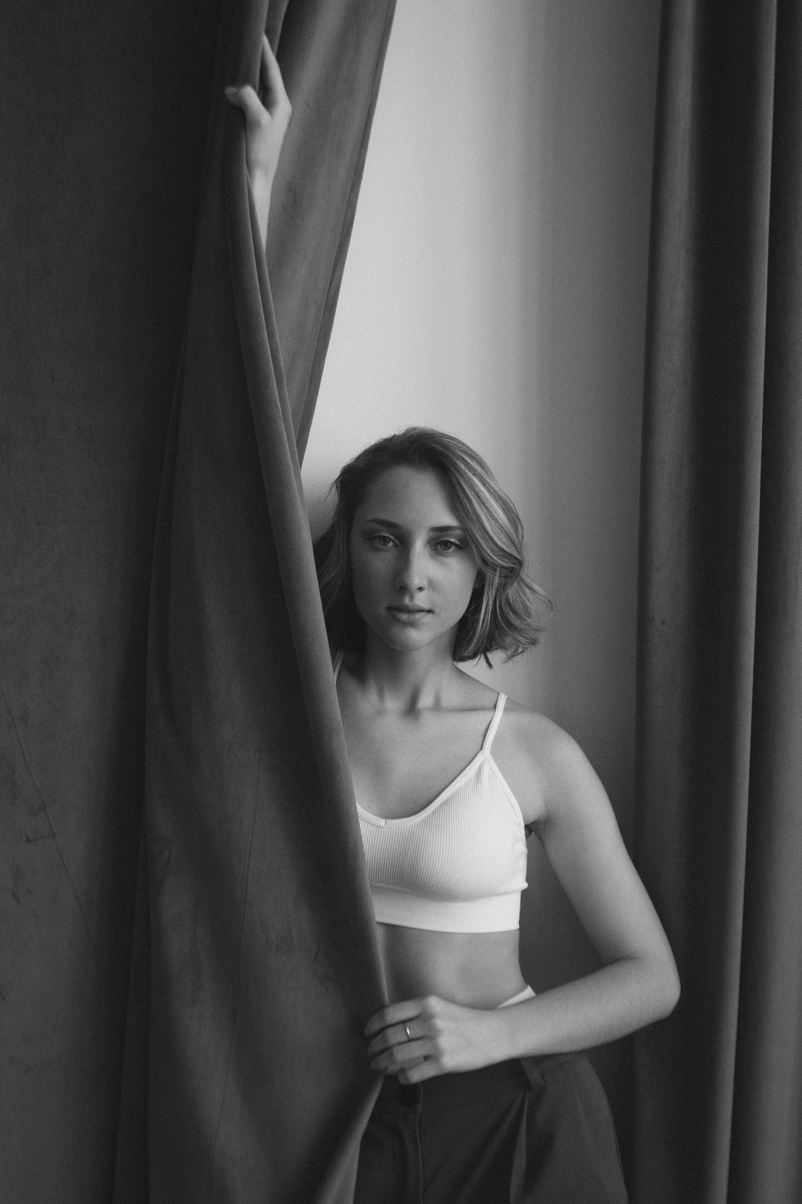 фотография студия съемка портрет девушка фотограф чб фото