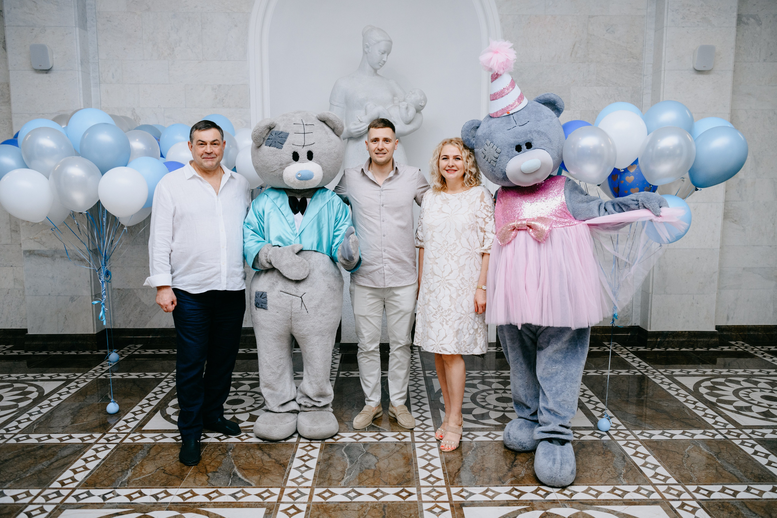 Выписка Владимира. Снегиревка. Фотограф на выписку из роддома в Москве и МО
