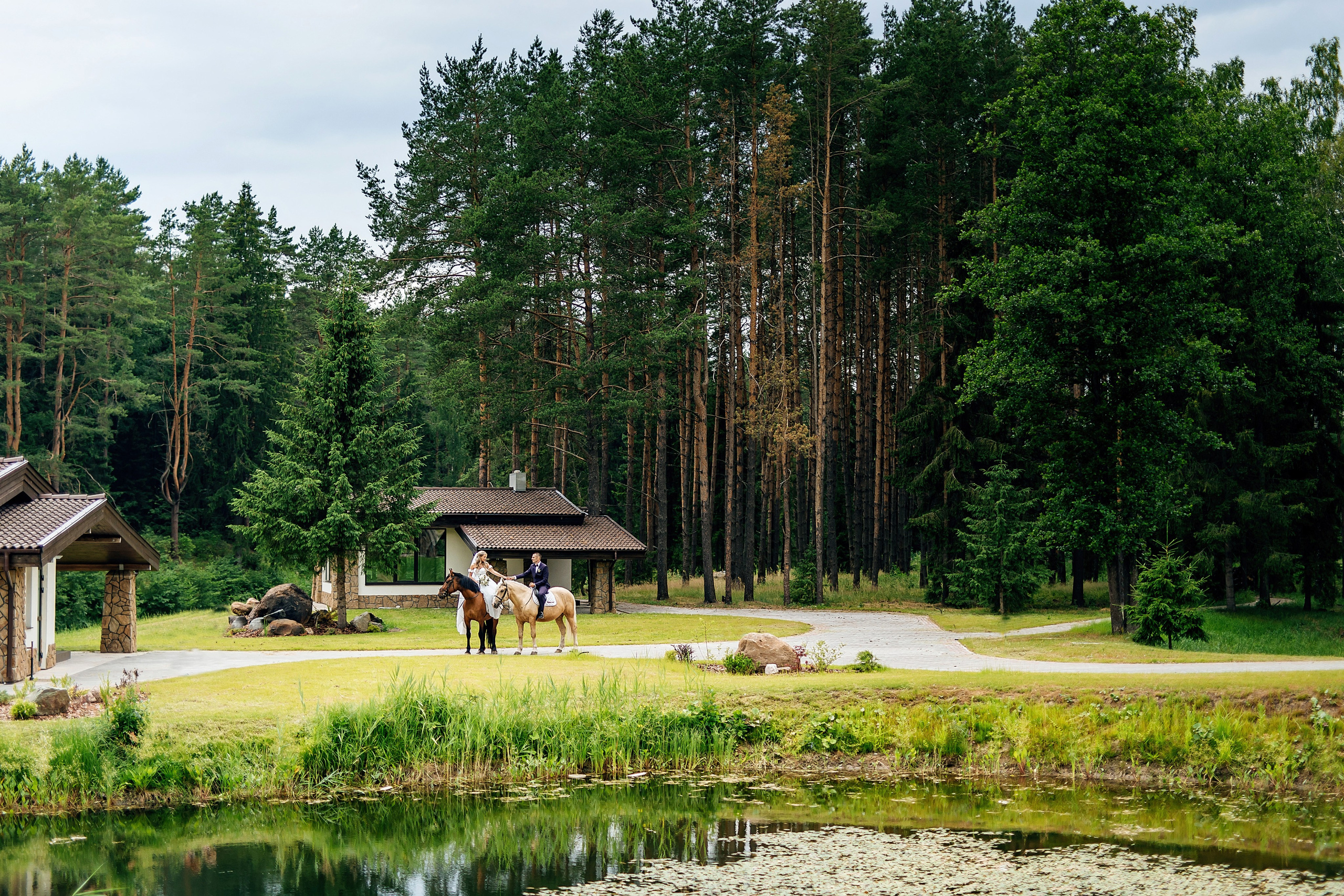 Свадебная прогулка. Фотограф Силиникс Екатерина
