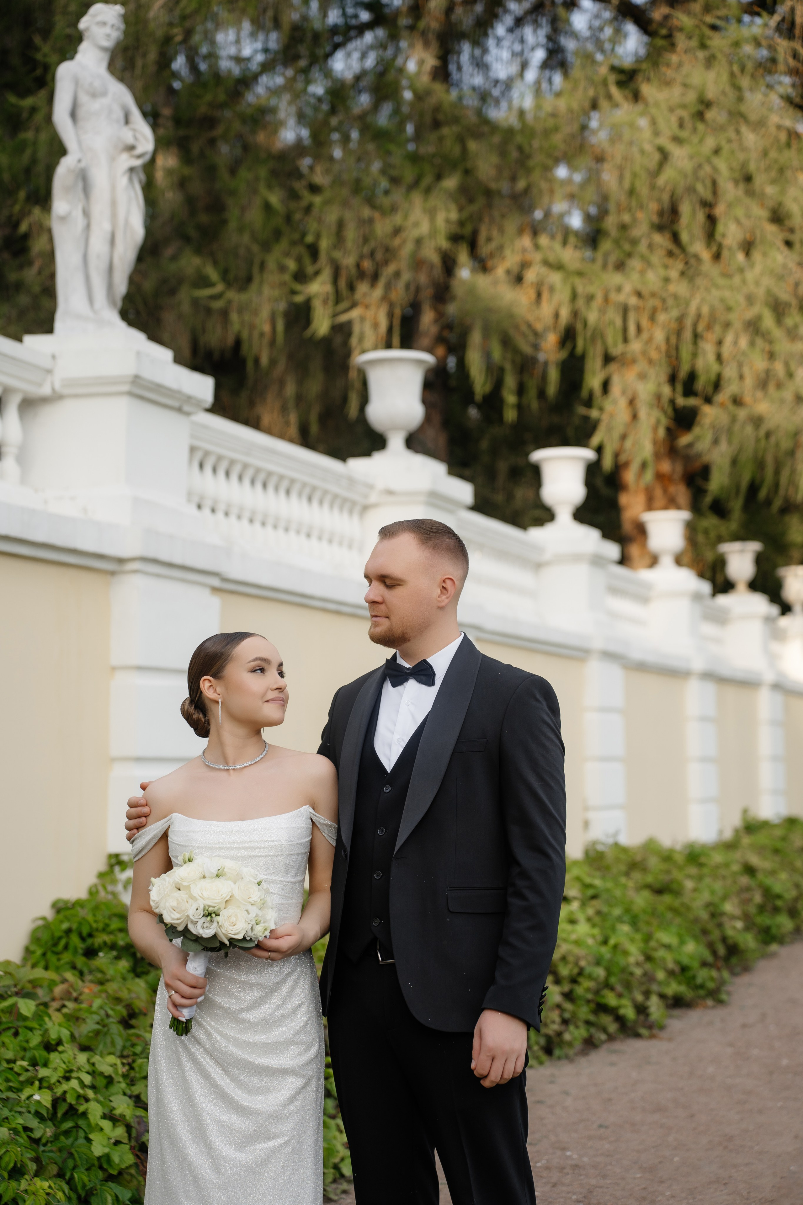Свадебная фотосессия в парке Архангельское. Свадебный и семейный фотограф в Москве Светлана Зоткина