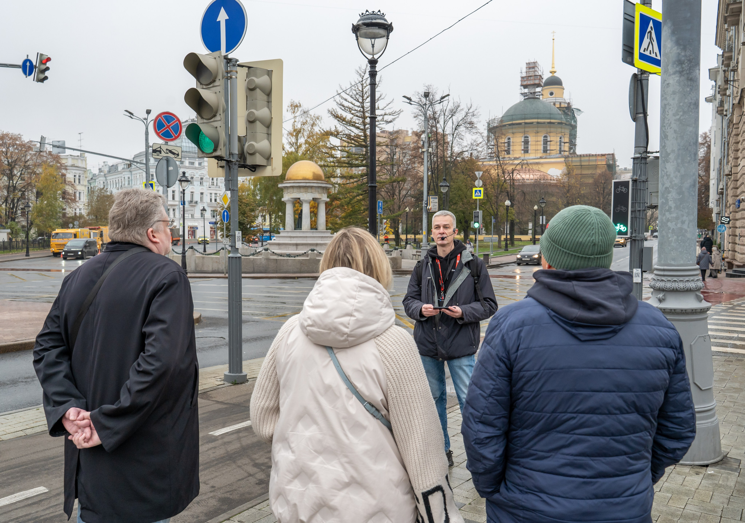 Гид Денис. Фотограф в Москве