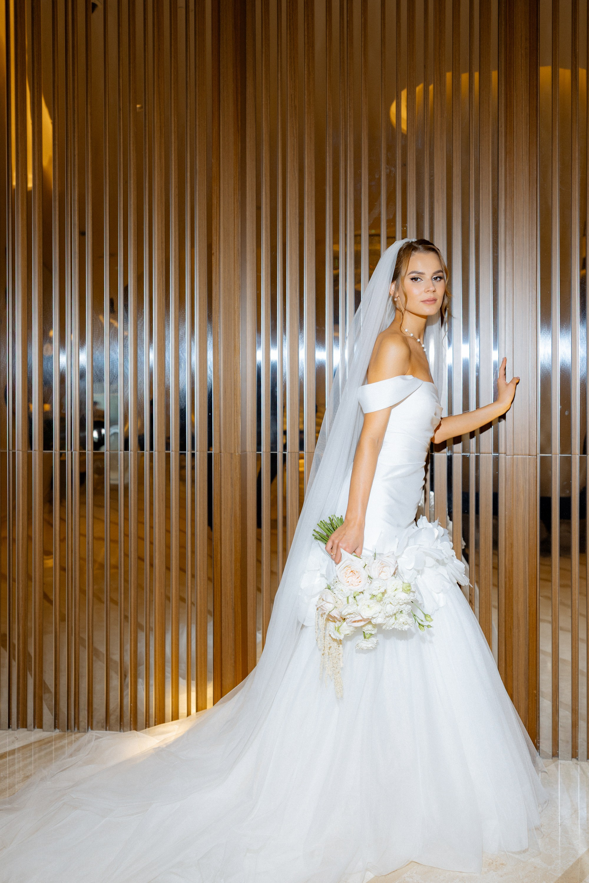 Свадебные образы. Свадебный визажист и стилист по прическам в Москве