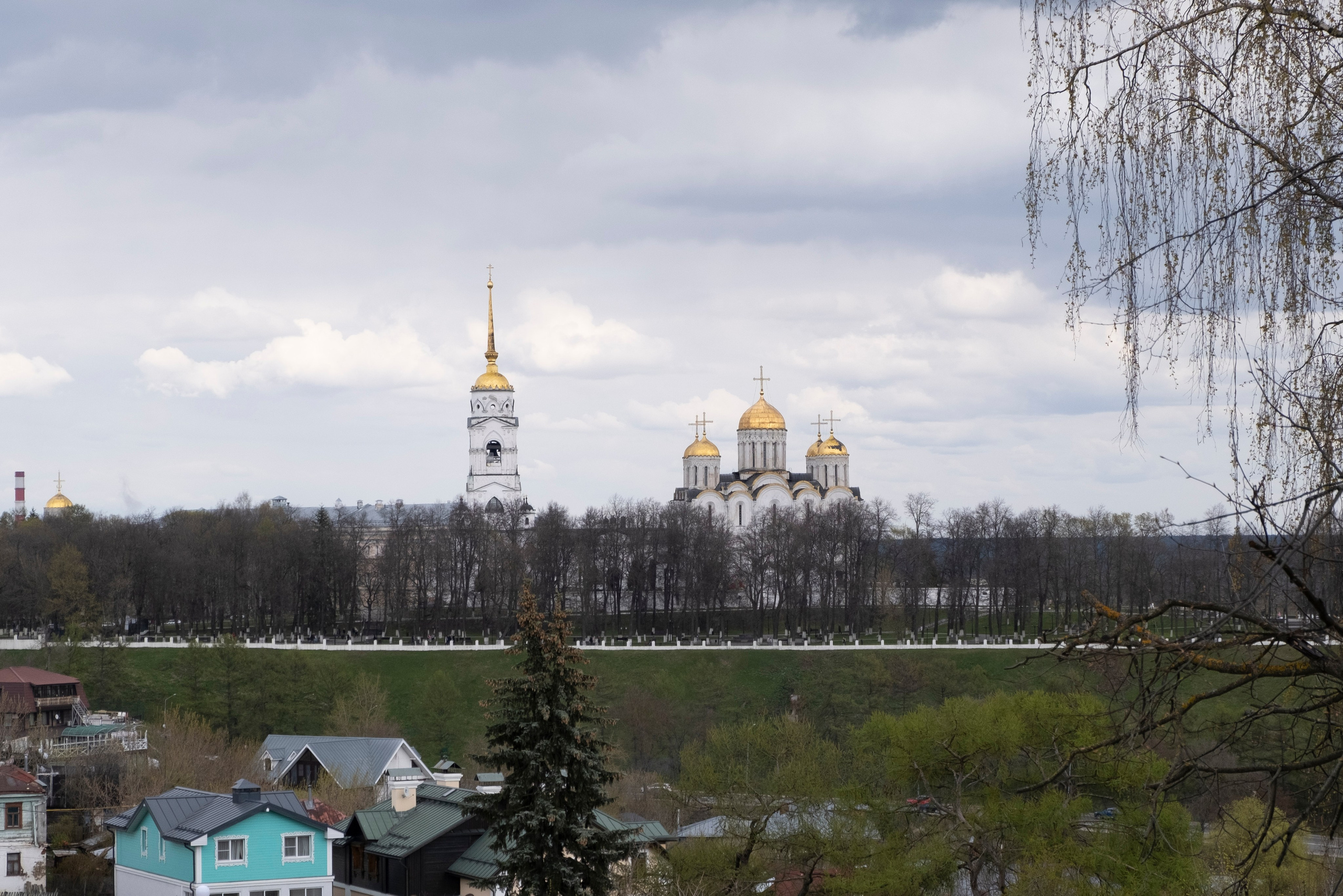 Владимир. Фотографии города, архитектуры, цветов, макро, кошек. Москва