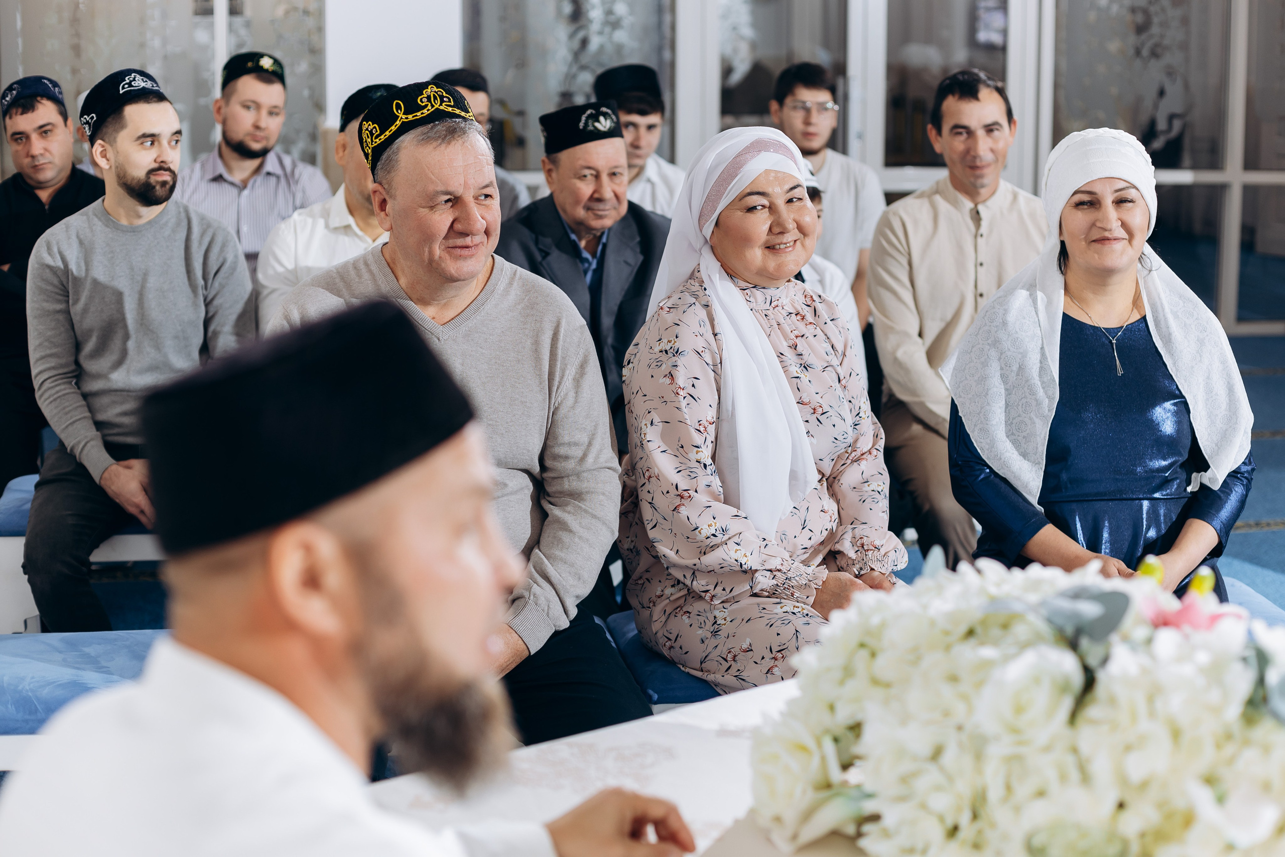 никах в мечети Иман Нуры,, фотосессия в мечети Иман Нуры, фотограф на никах в Казани Ranas4you, образ невесты на никах, завязывание платка Казань, платье на никах Казань