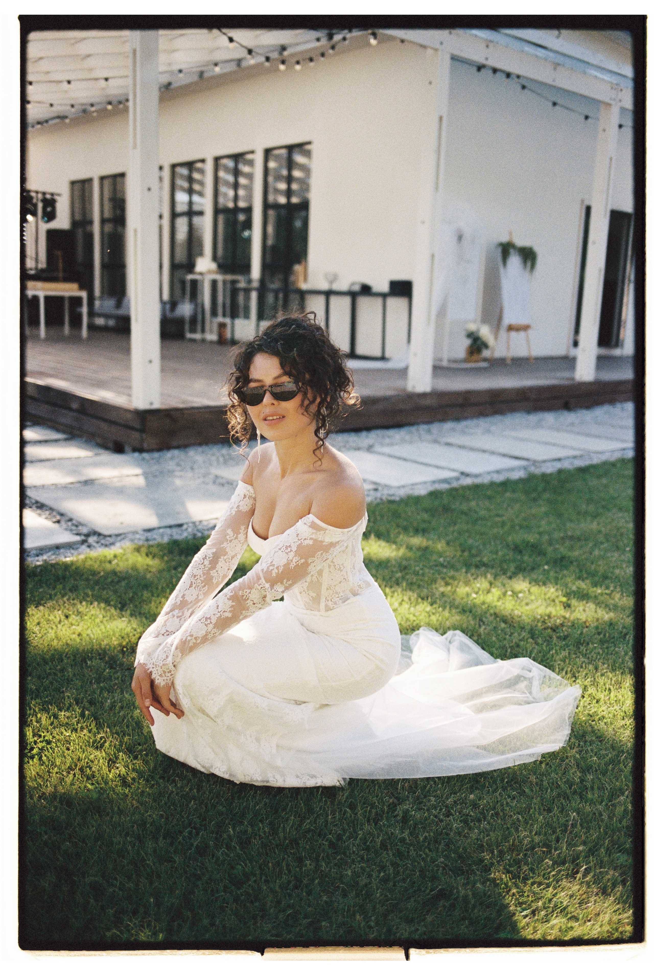 Плюс тридцать градусов на лужайке. Фотограф Андрей Куськало