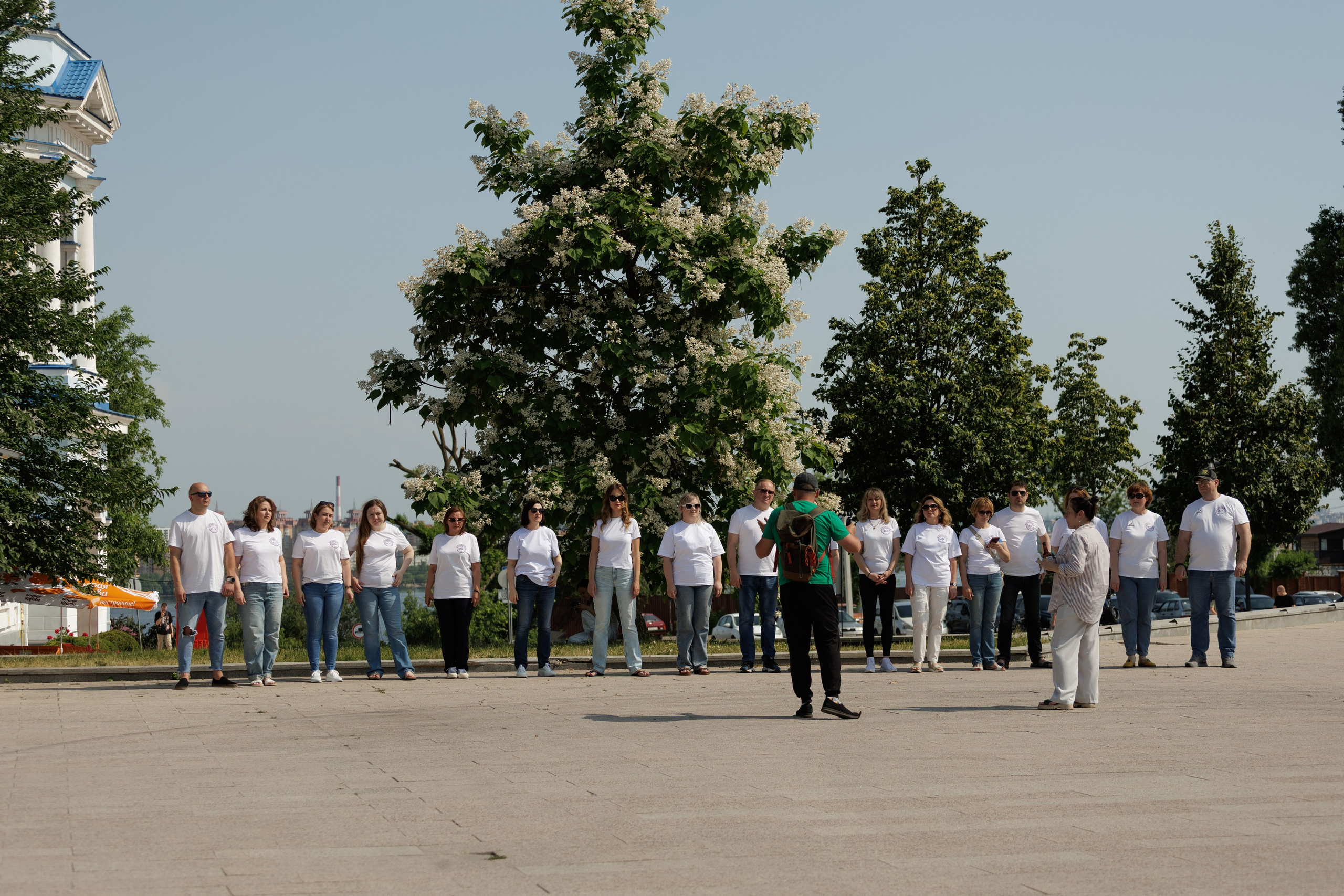 Репортажные фото съёмки клипа от родителей выпускникам. Свадебный фотограф в Воронеже Александр Работкин