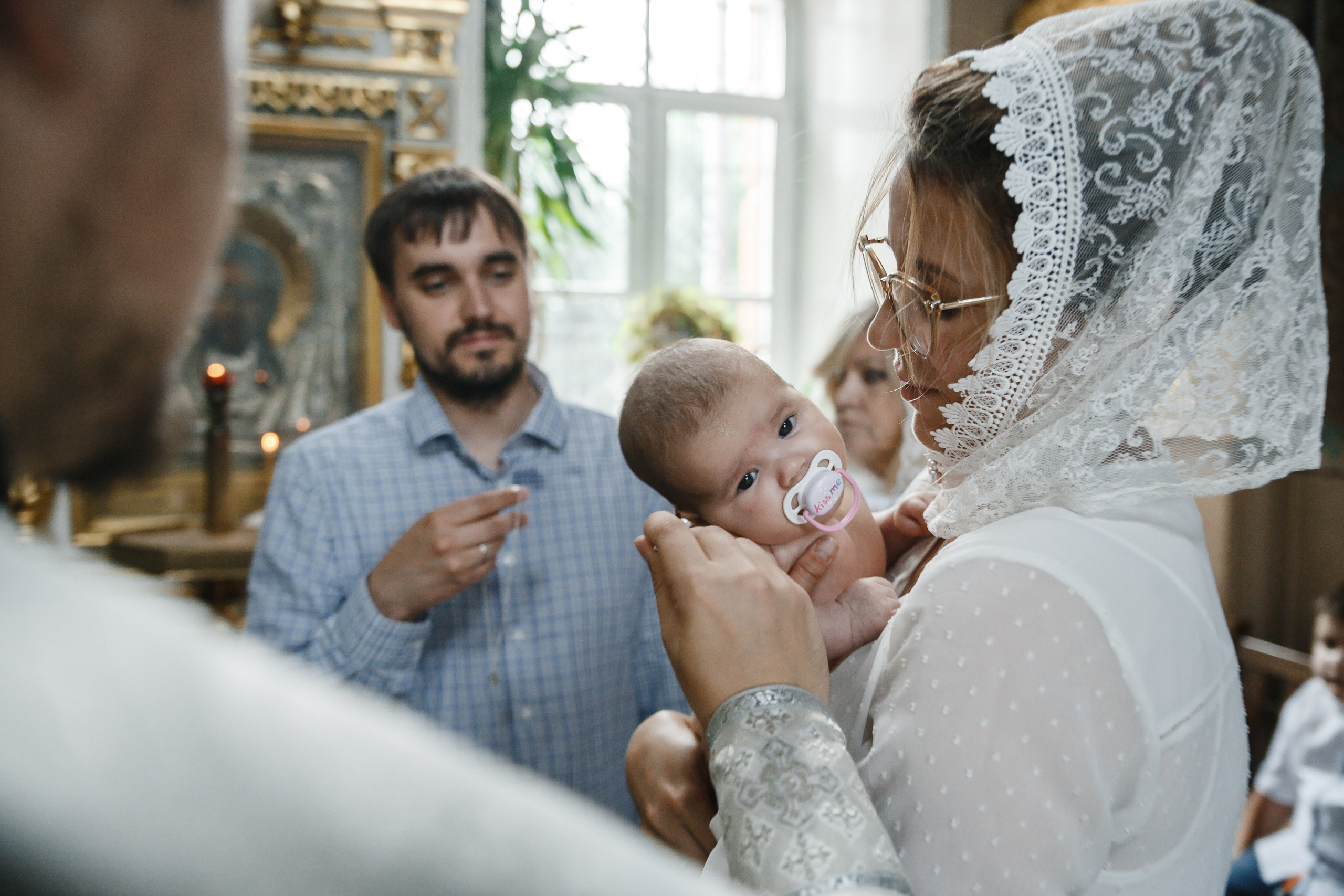 Крещение в храме Спаса Нерукотворного Образа в Б.Свинорье Г.Москвы. Фотограф на Крещение Москва