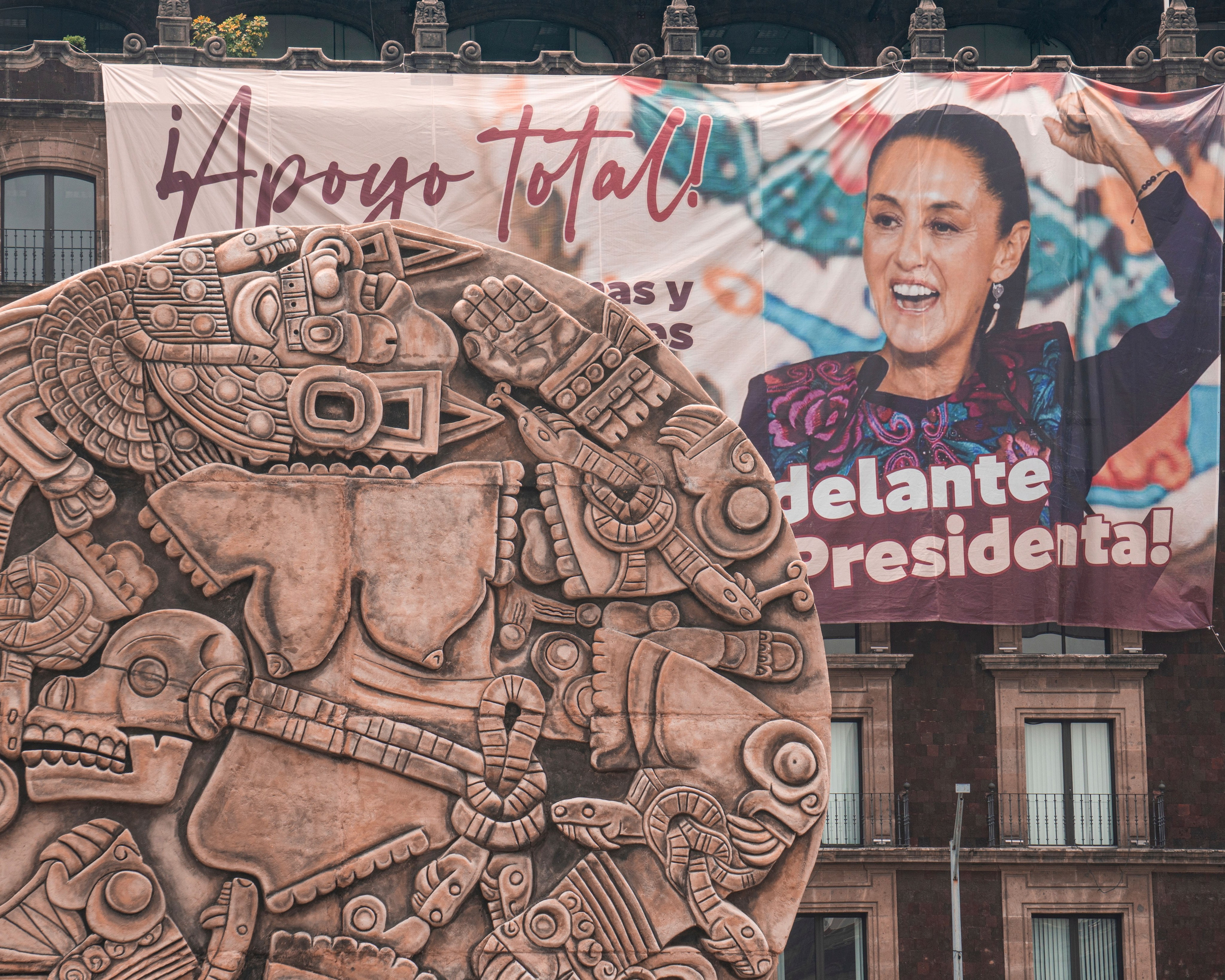 Luminous Memory. CDMX Photography | Alex Klenin| Portrait & Event Photographer