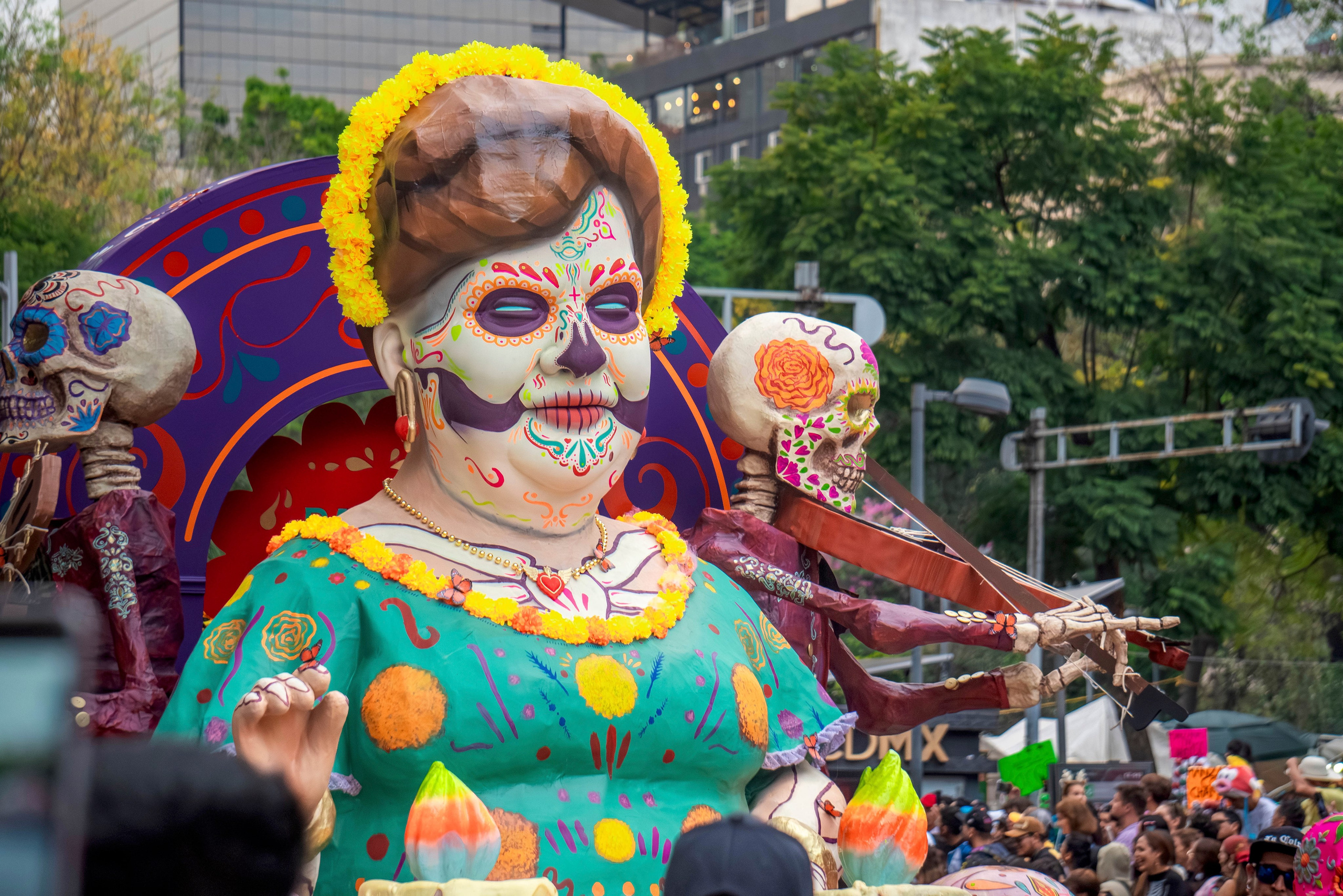 Day of the Dead. Ofrenda & Parade. CDMX Photography | Alex Klenin| Portrait & Event Photographer