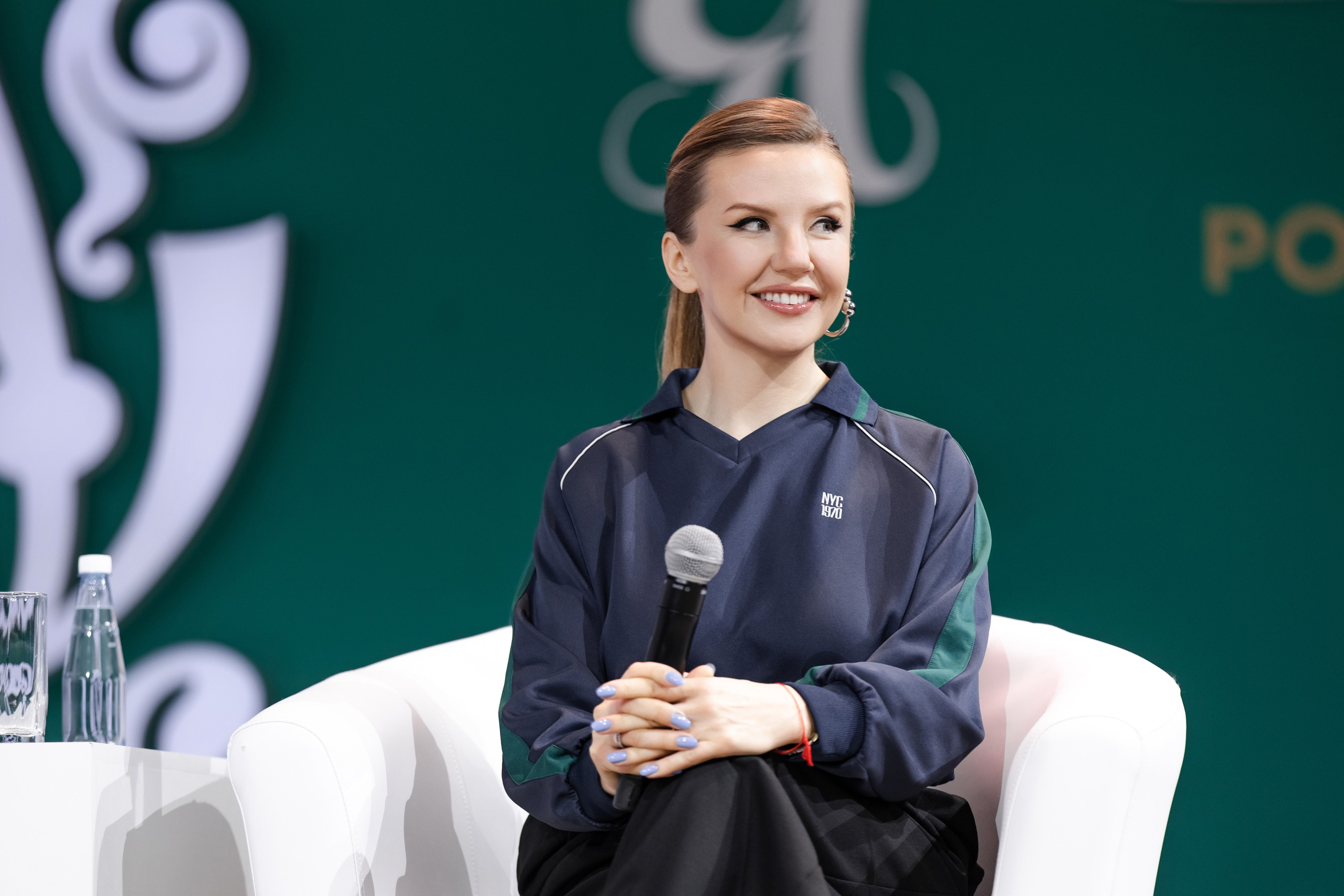 Выставка Россия: наша культура. Свадебный репортажный фотограф в Москве