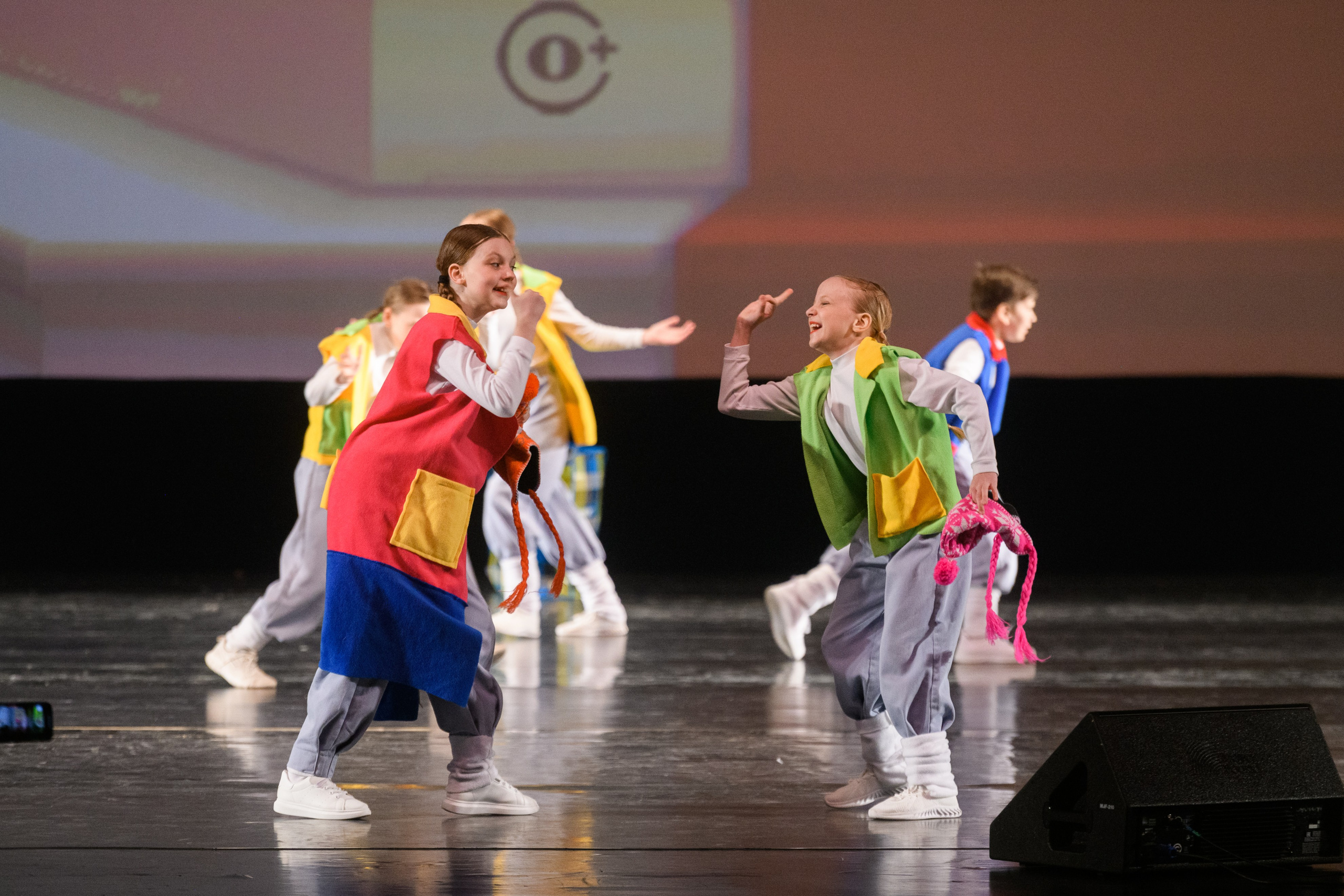 23 апреля, часть 1, БКЗ Октябрьский, г. Санкт-Петербург. Золотое яблочко