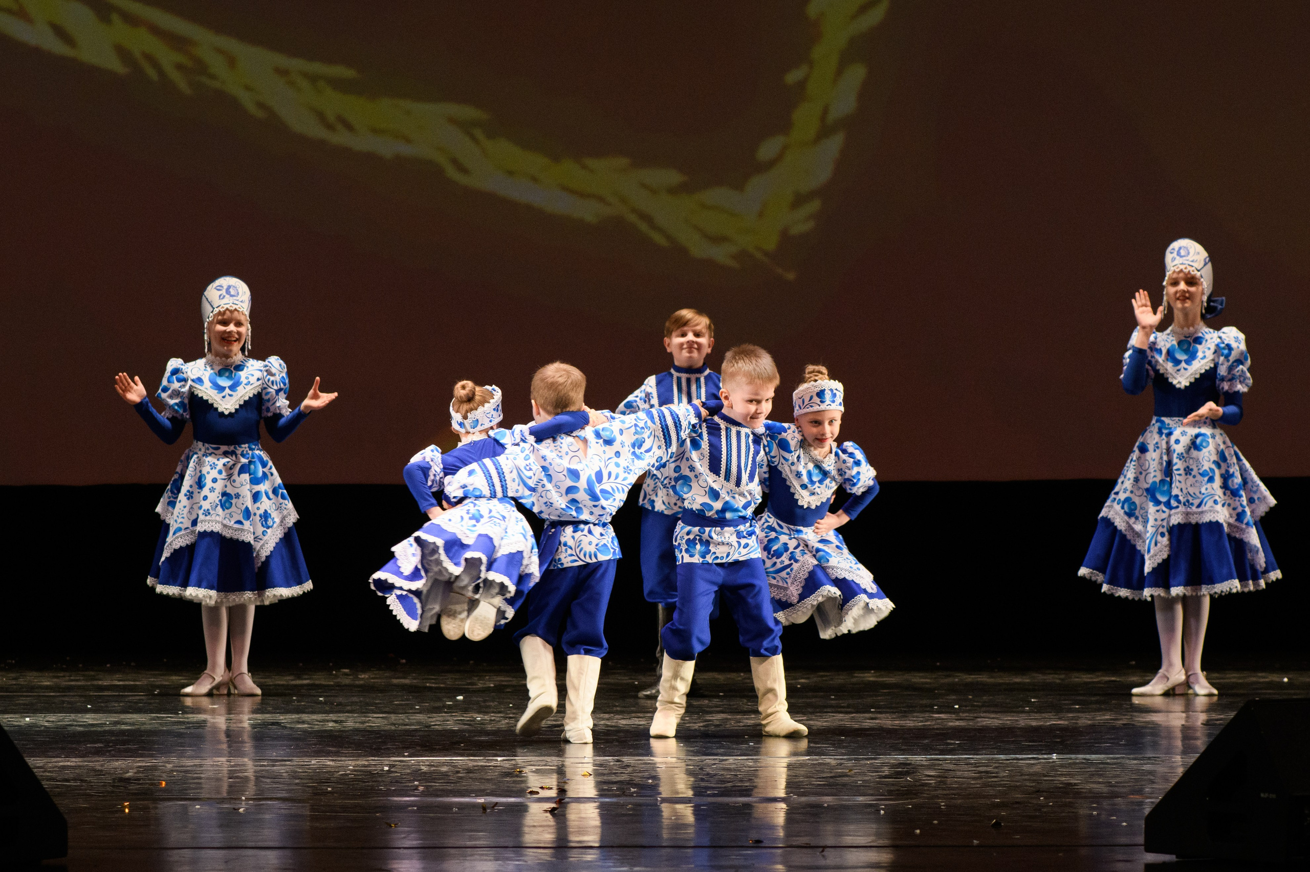 23 апреля, часть 2, БКЗ Октябрьский, г. Санкт-Петербург. Золотое яблочко