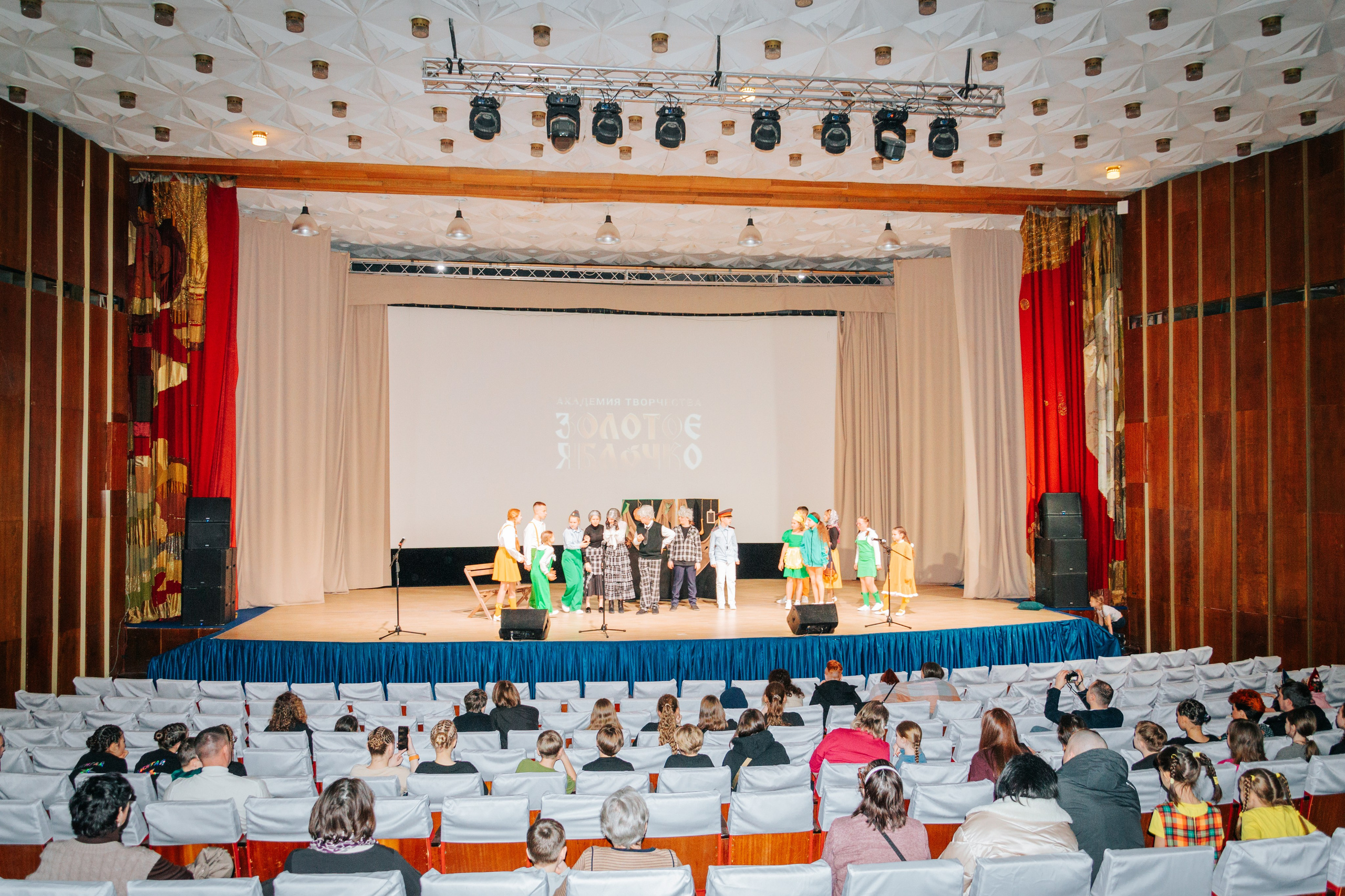 16 марта, г. Суздаль. Золотое яблочко