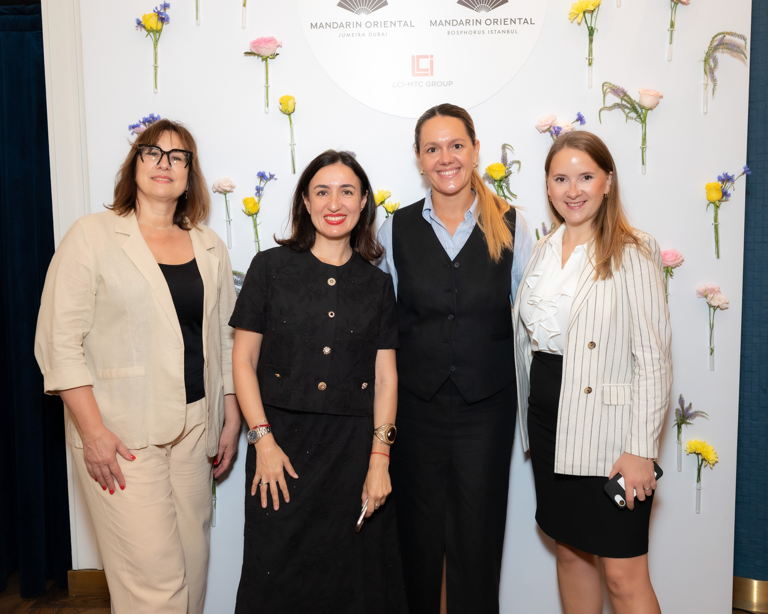 Mandarin Oriental в Garda Cafe. Женский и семейный фотограф в Москве и Красногорске Светлана Левченко