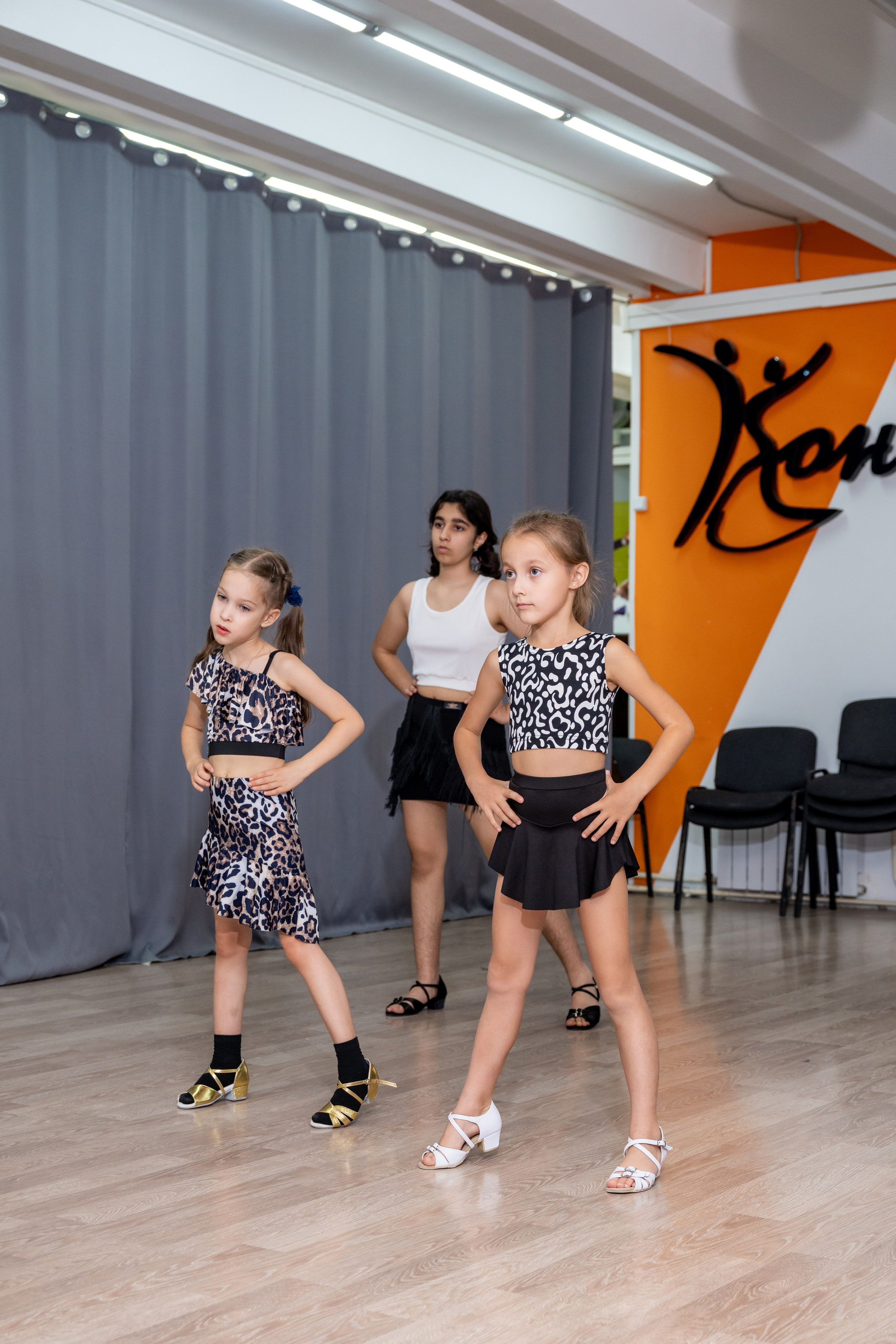 Группа 7-11 лет первый и второй год обучения. КонТакт — спортивные бальные танцы в Москве