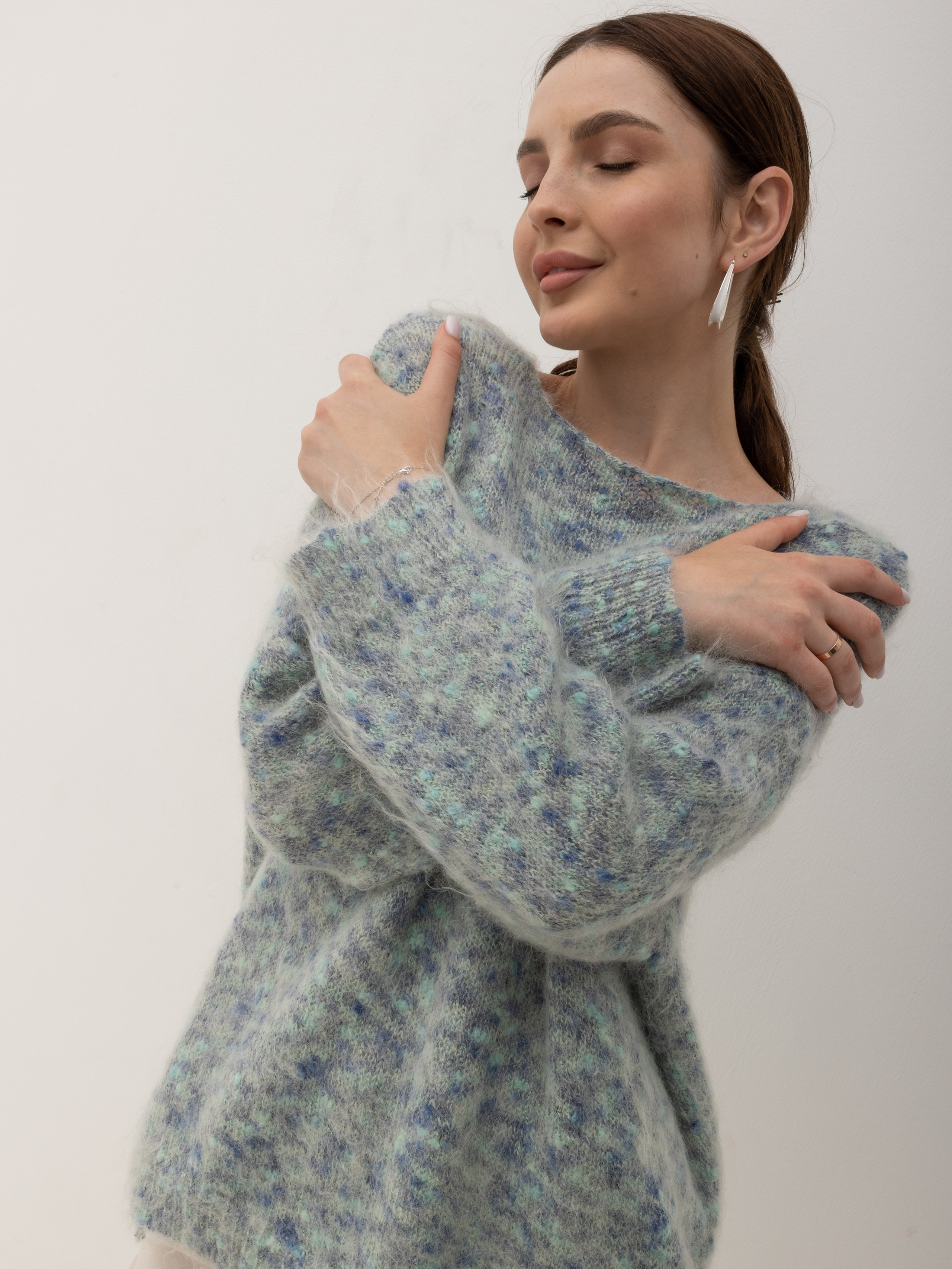 Каталог Лаура. Portfolio ideai-studio