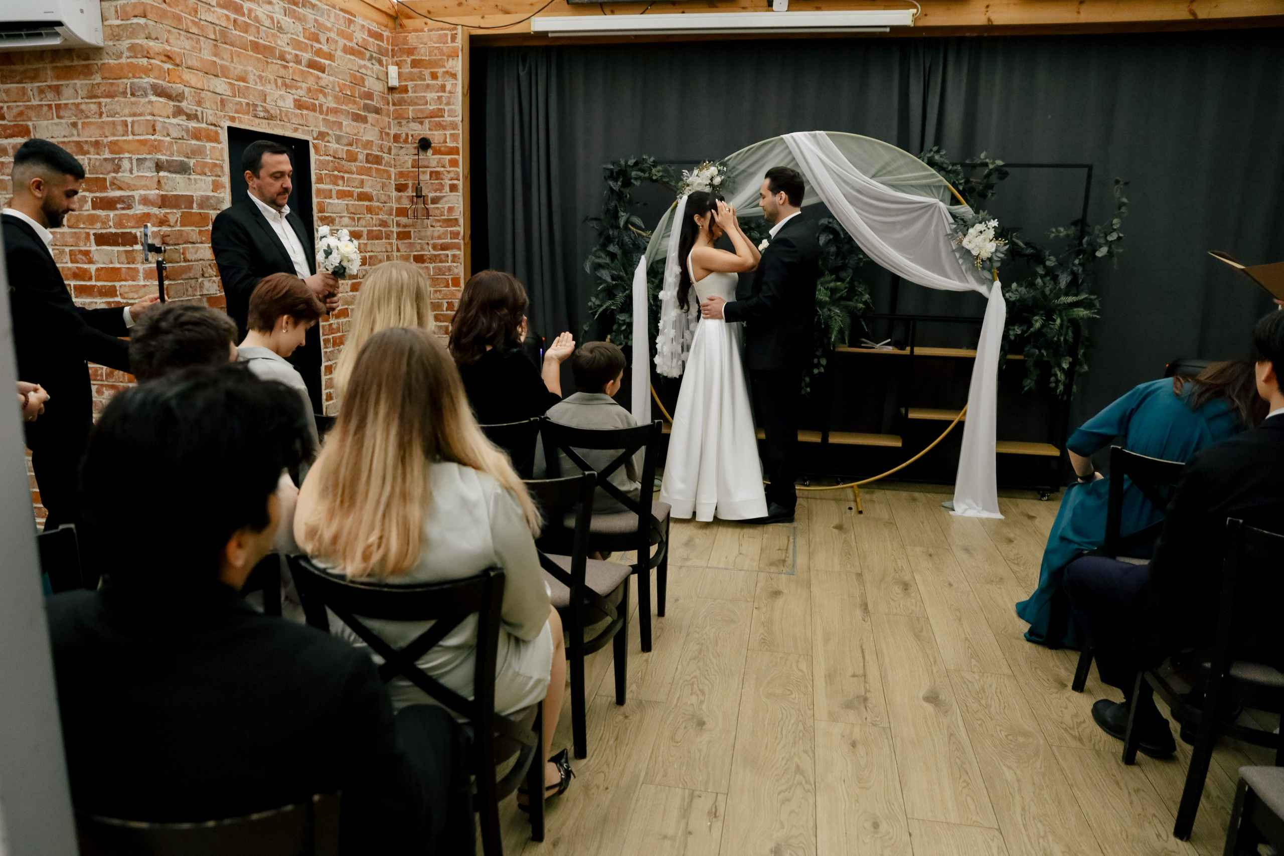 Буду тебя беречь. Свадебный и семейный фотограф в Варшаве