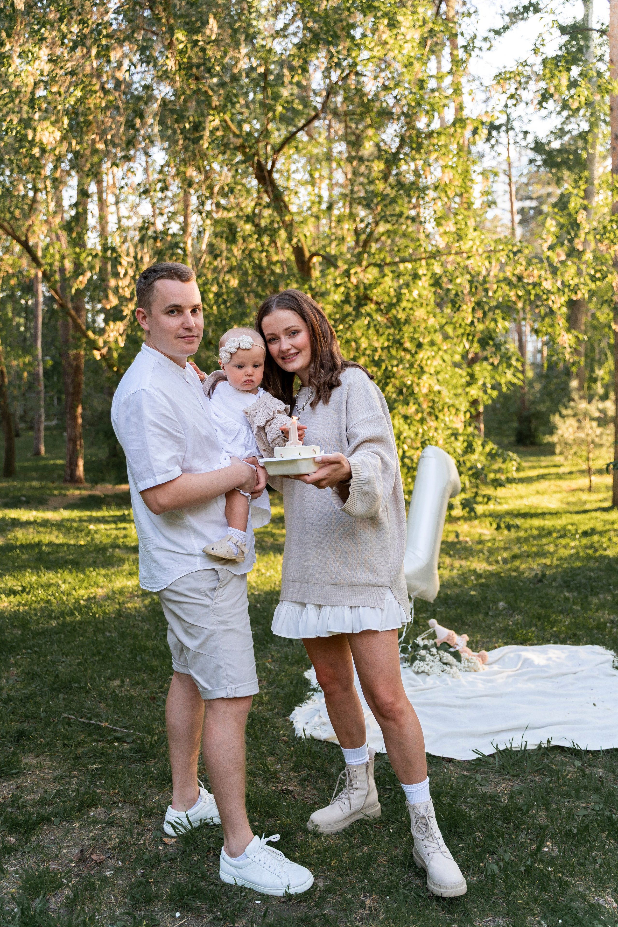 Виталя, Таня и Адель. Волик Мария