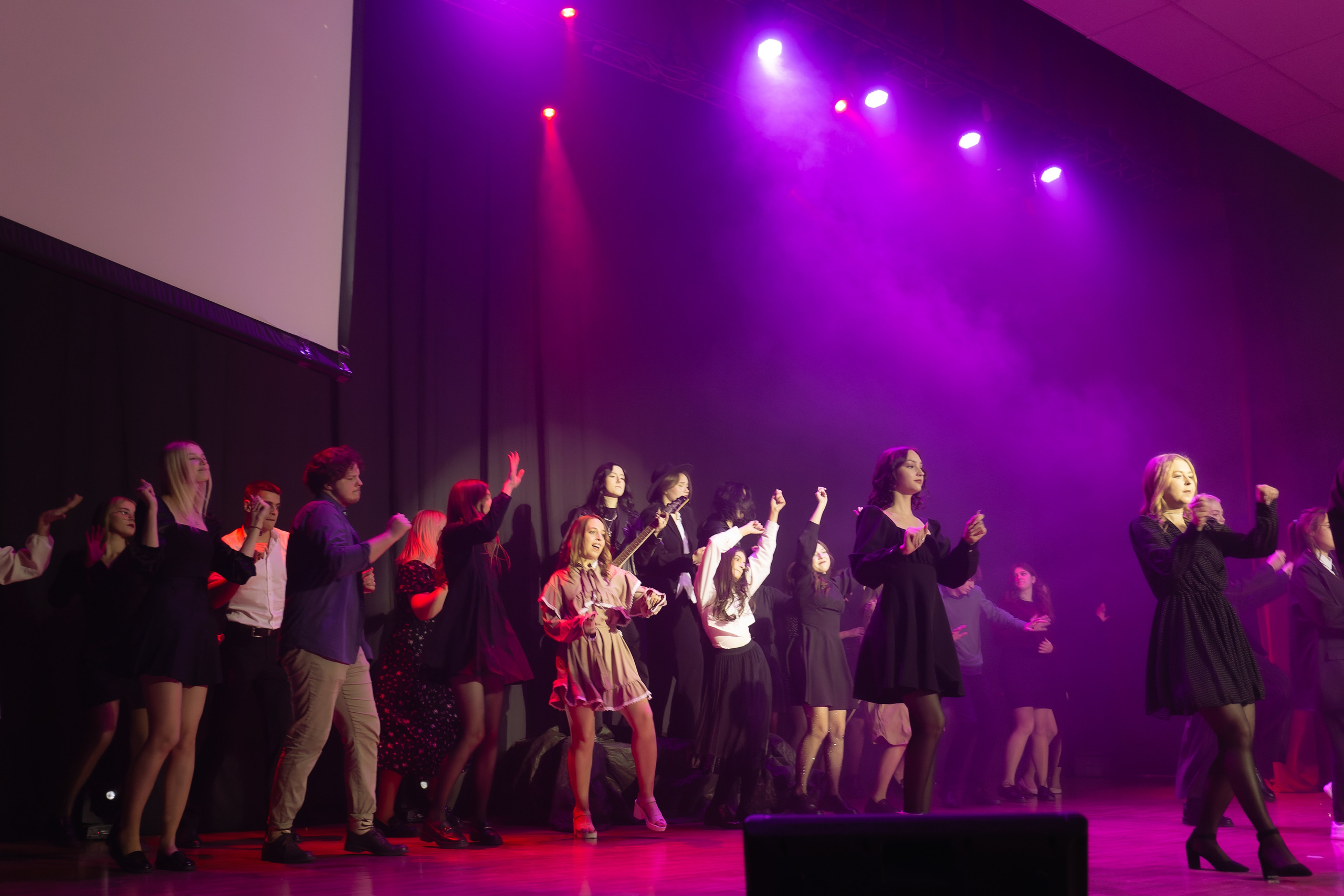 СмолГУ — Зелёное Яблоко — 50/50. KiPPER Gallery — Фотограф