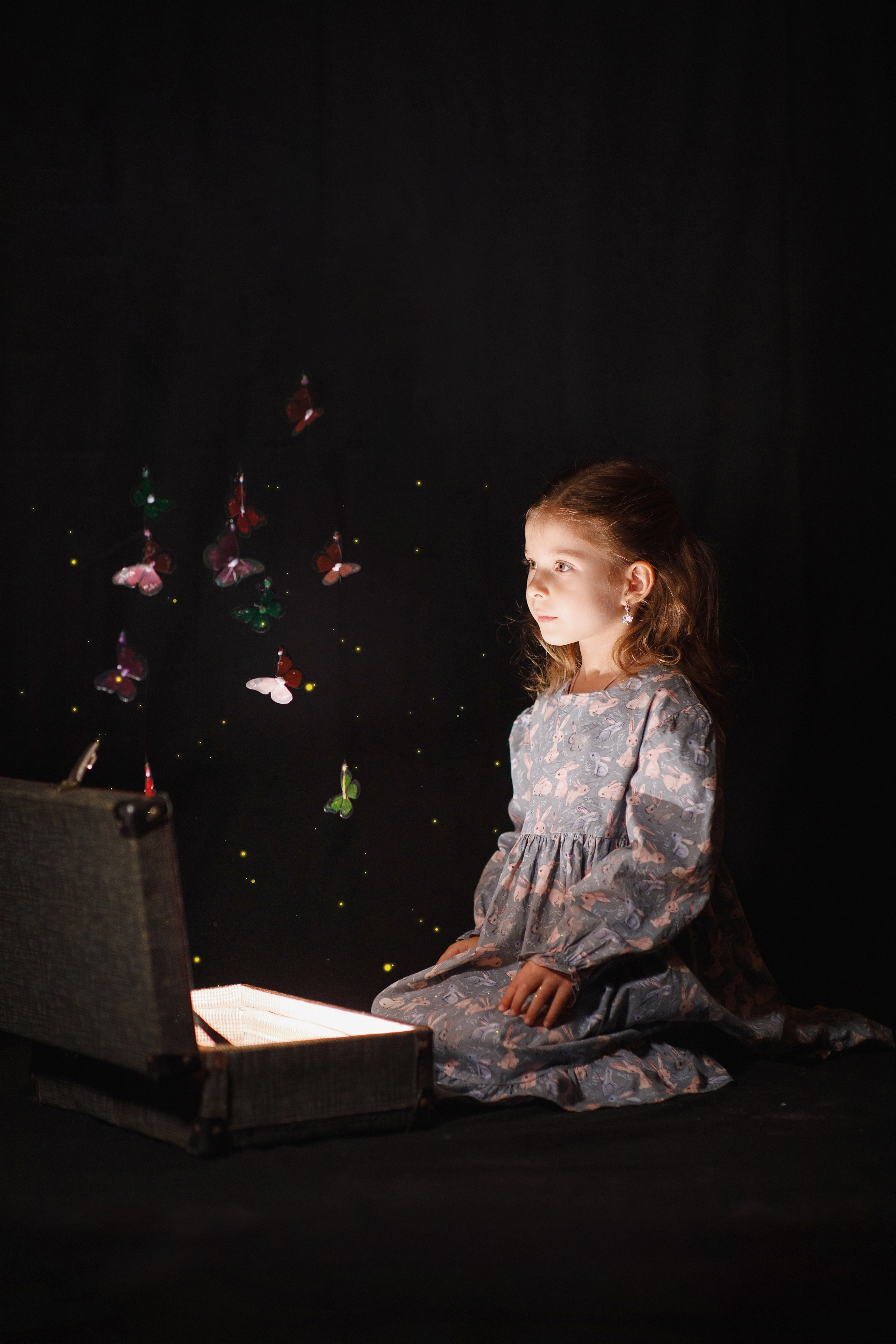 Волшебная фотосессия с чемоданом и бабочками. Фотограф во Владикавказе Юрий Геворгизов